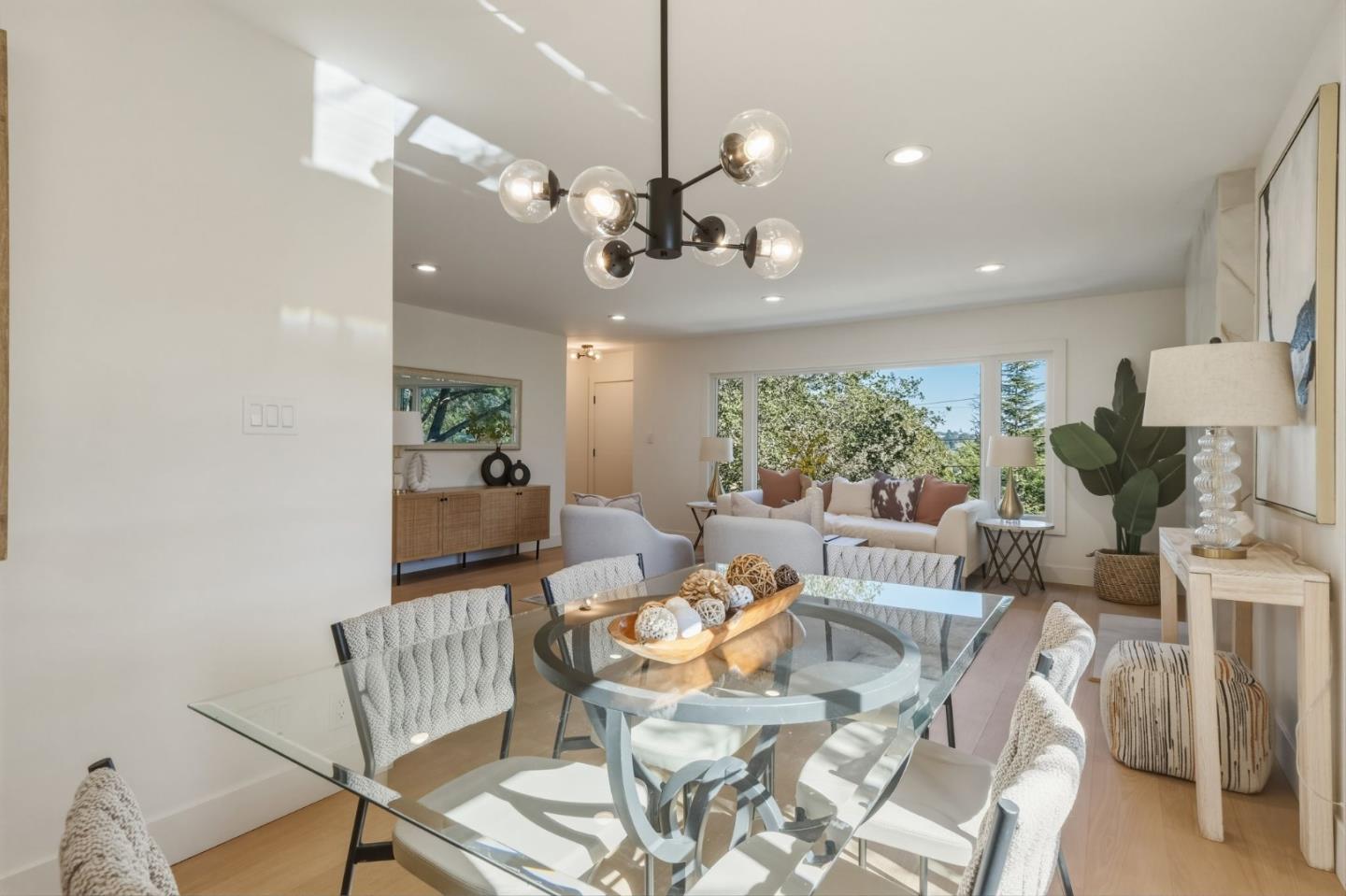 2218 Ewell RD