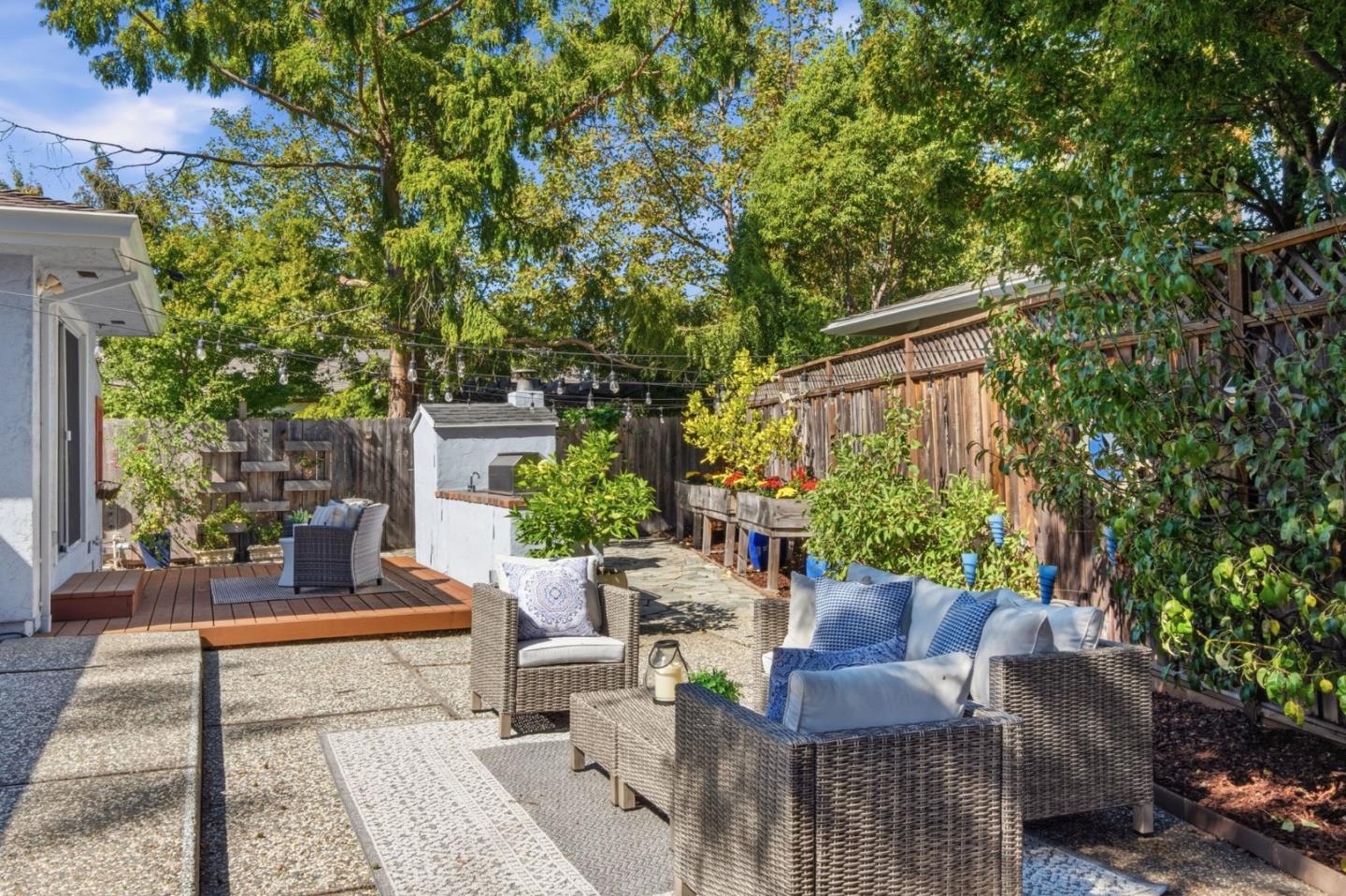 271 Santa Clara AVE