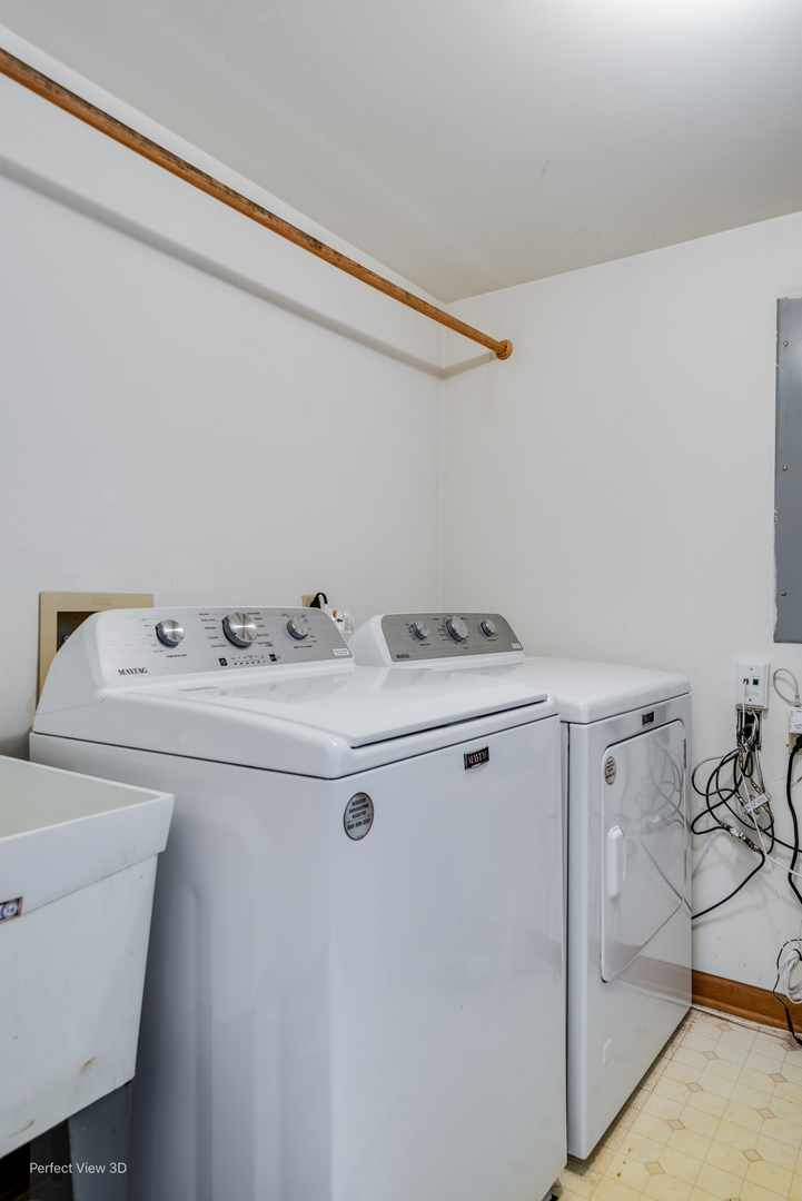 19817 Terrace Avenue