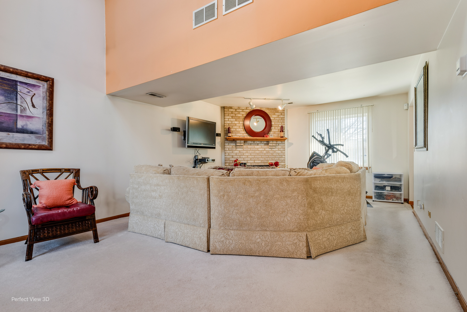 19817 Terrace Avenue