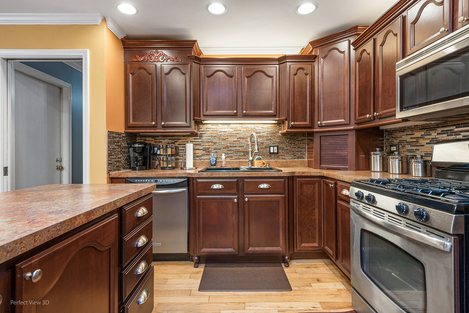 18458 California Avenue