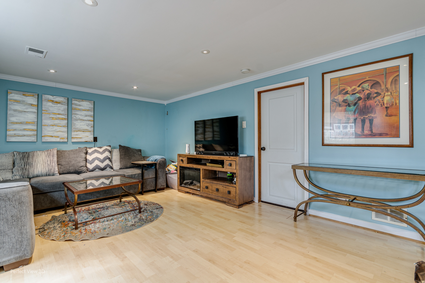 15201 University Avenue