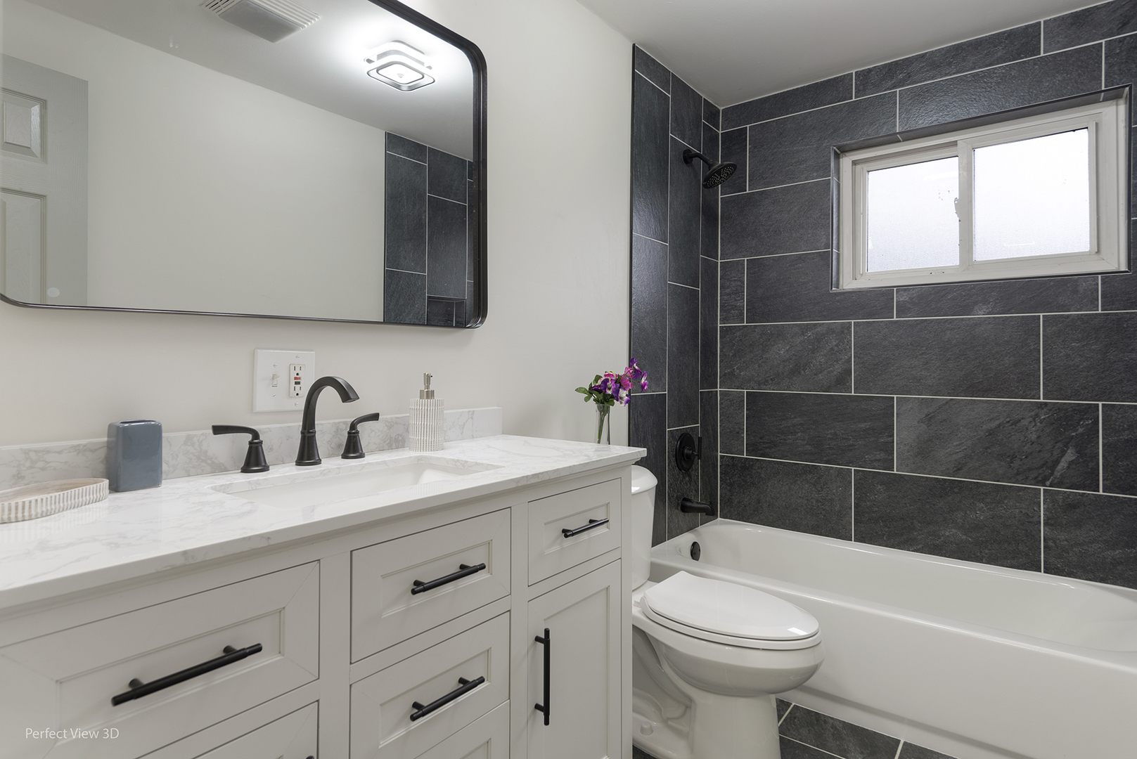 8313 S Kenwood Avenue