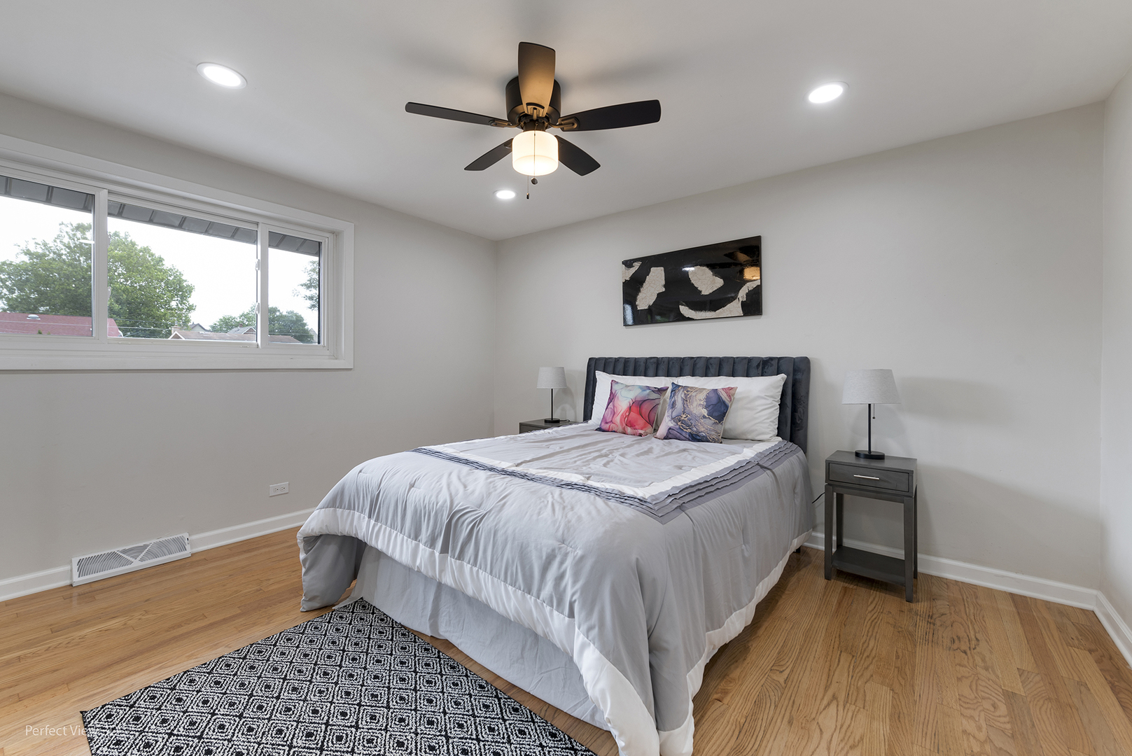 8313 S Kenwood Avenue