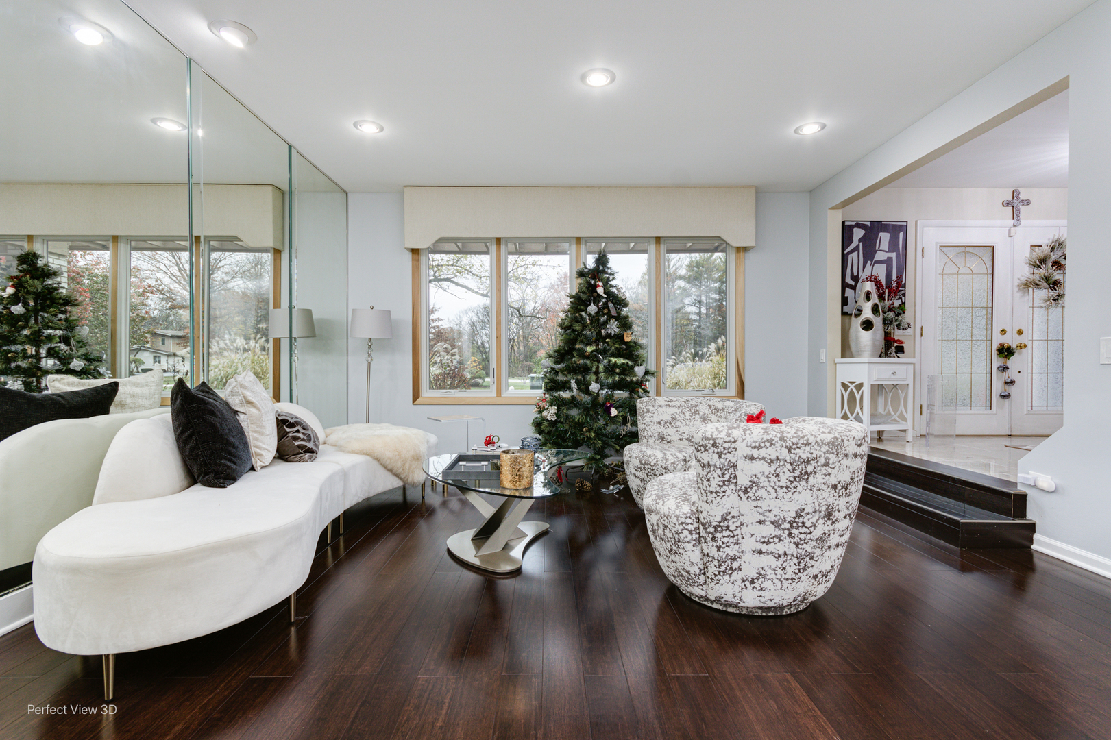 60 GRAYMOOR Lane
