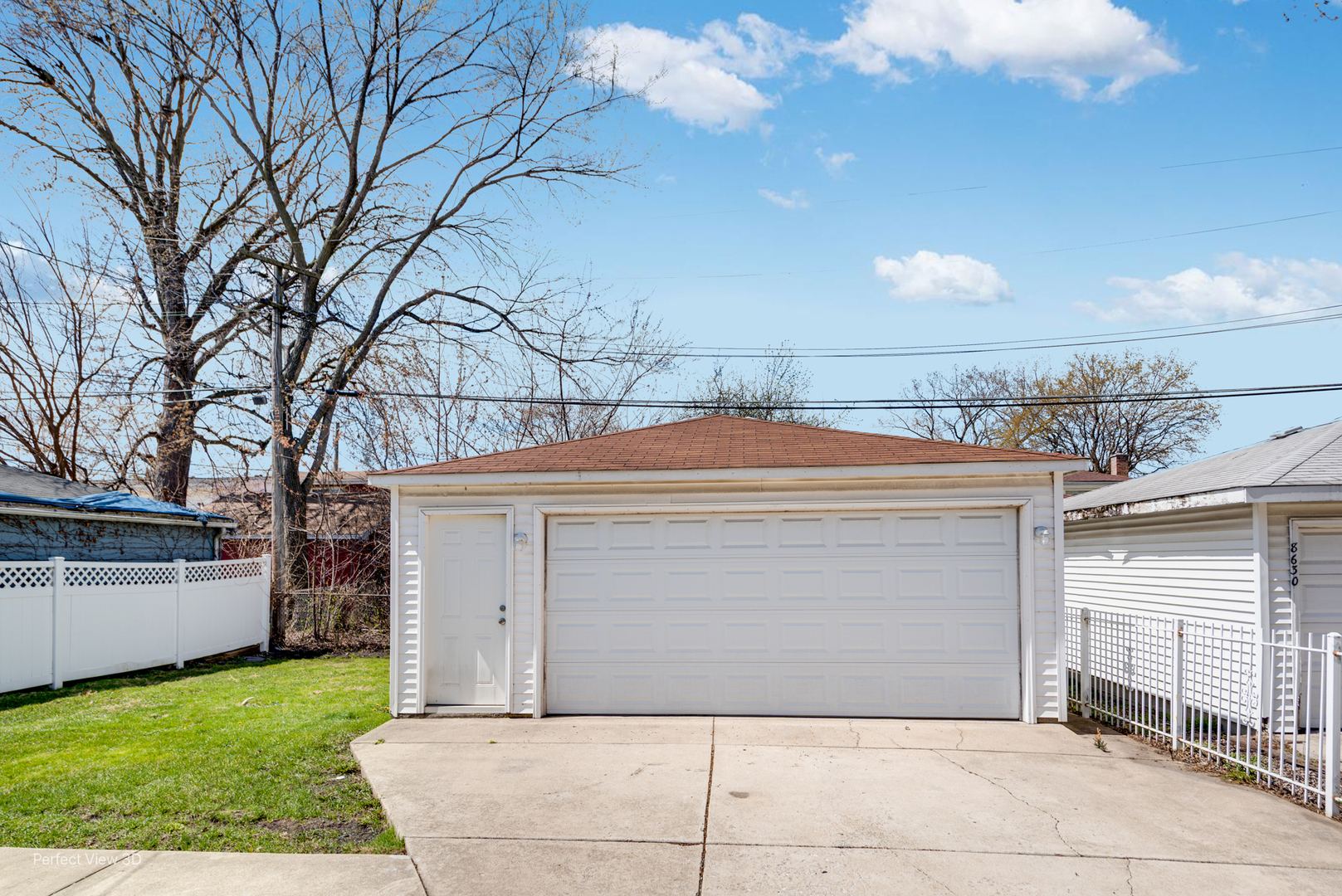 8634 S Dorchester Avenue