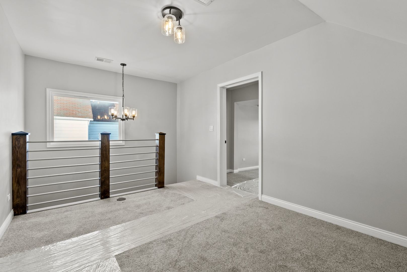 6807 S Marshfield Avenue