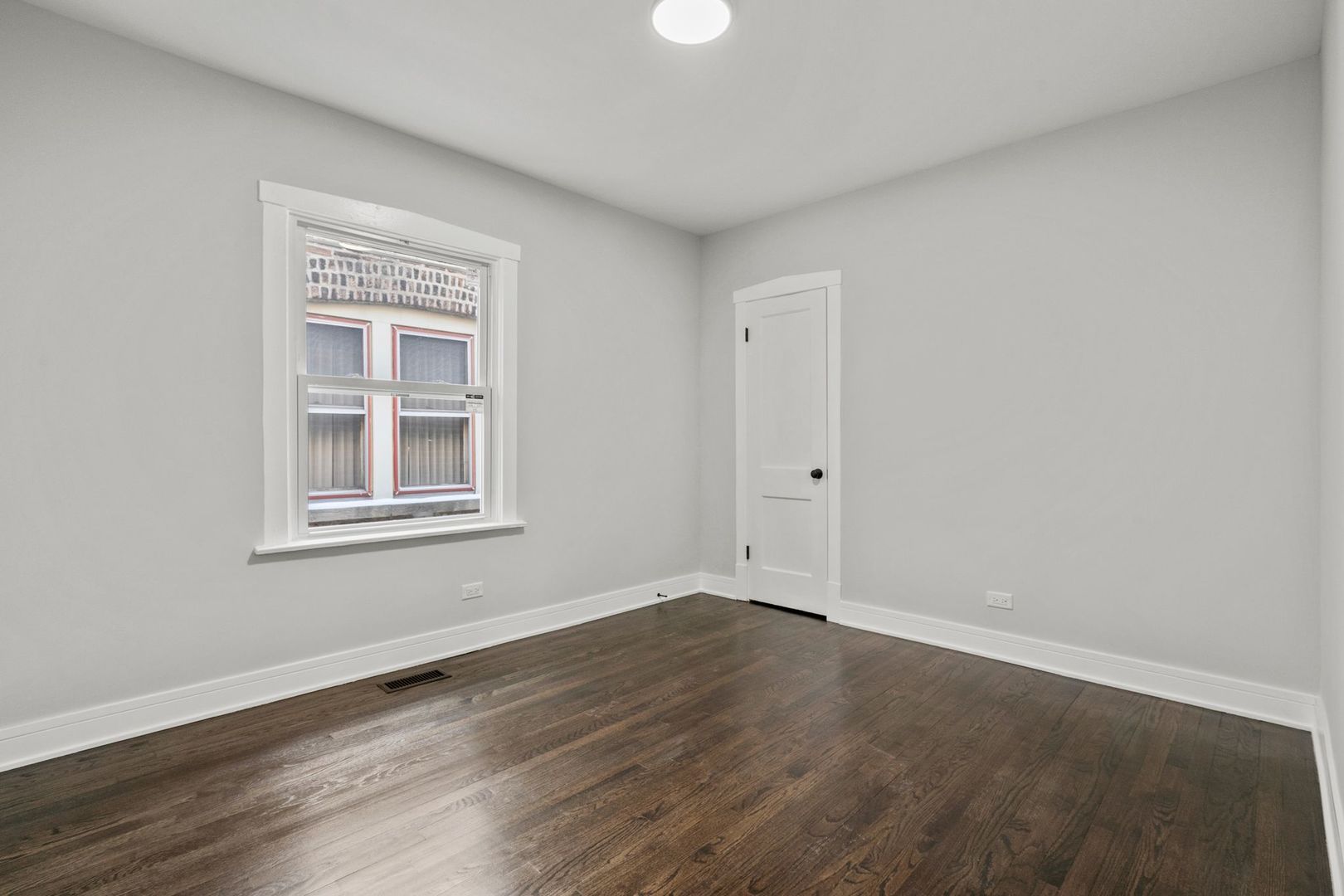 7811 S Honore Street