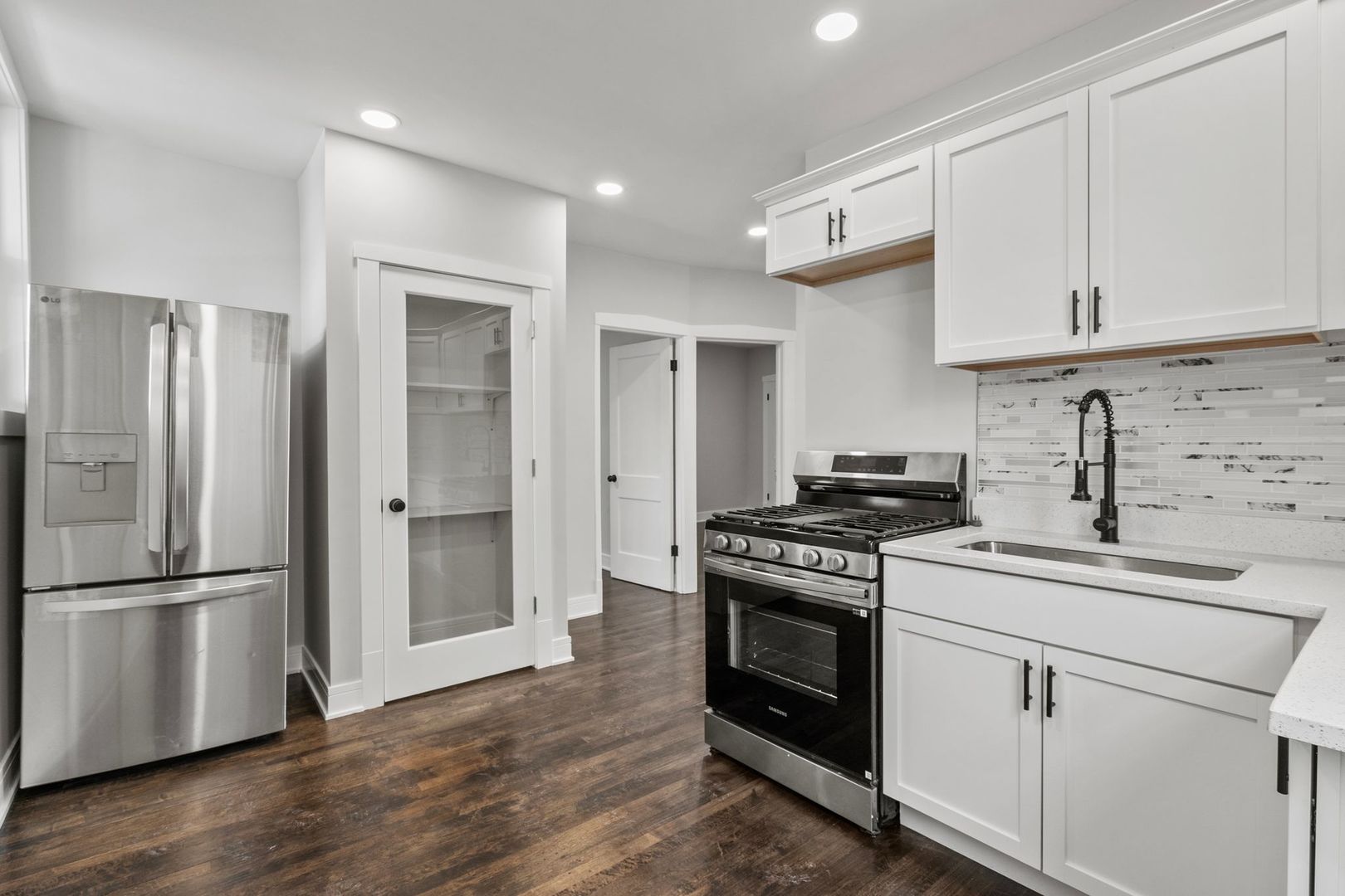 7811 S Honore Street