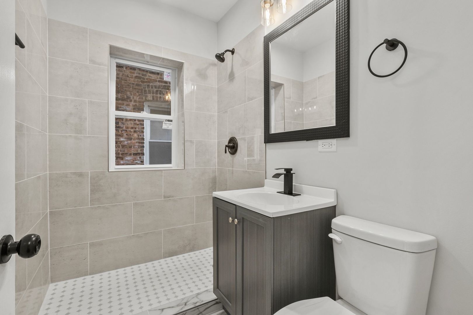 7811 S Honore Street