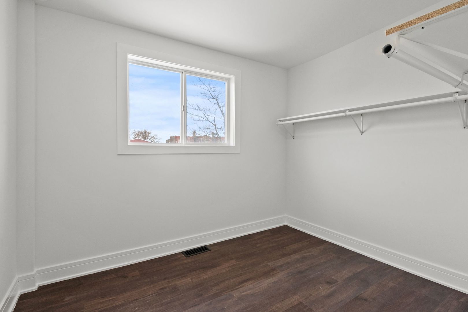 7811 S Honore Street