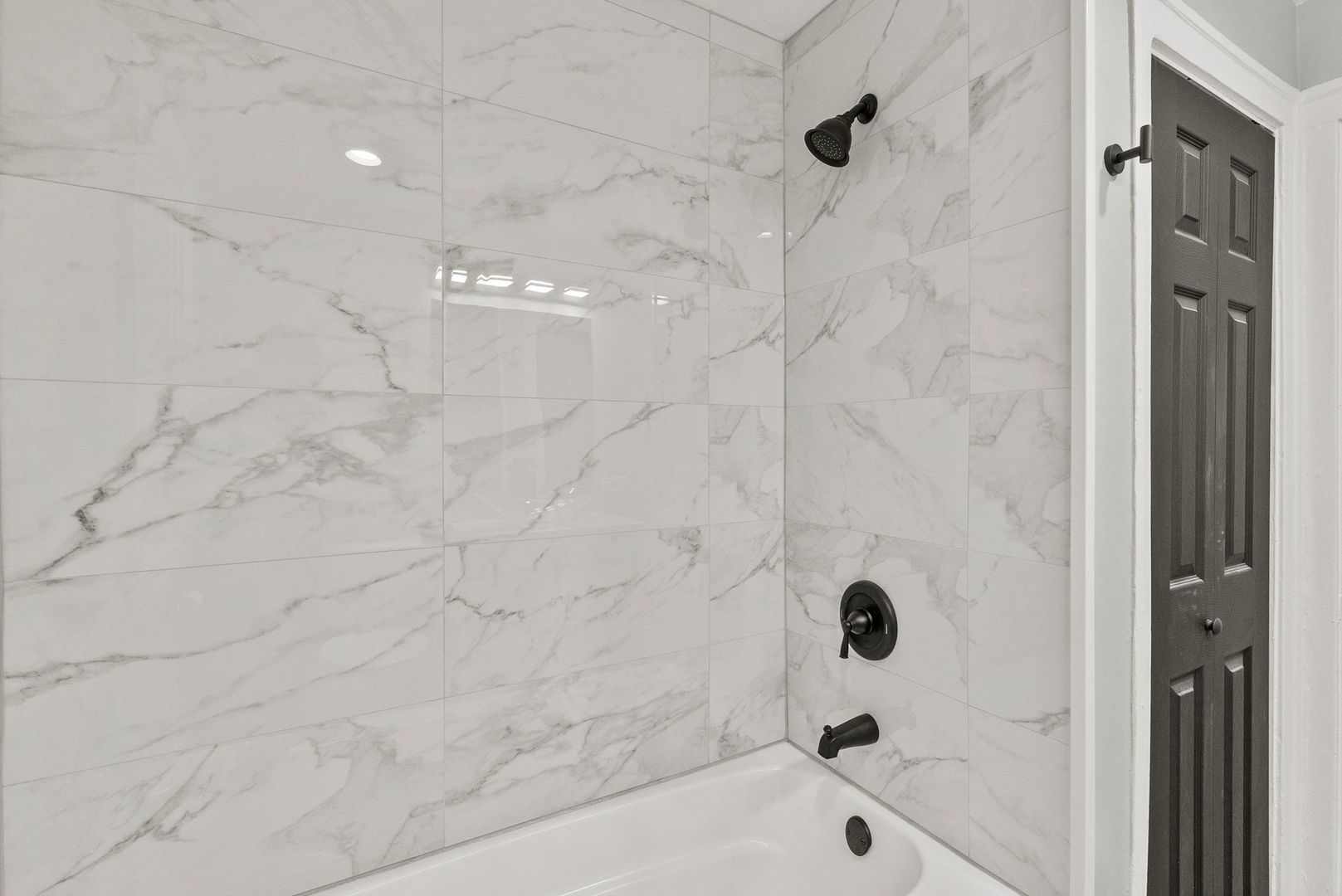 7927 S Vernon Avenue