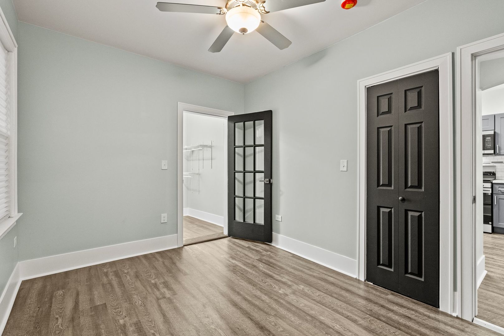 7927 S Vernon Avenue