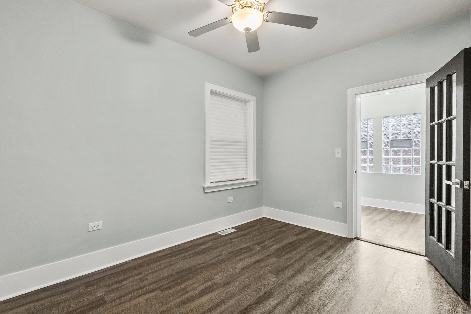 7927 S Vernon Avenue