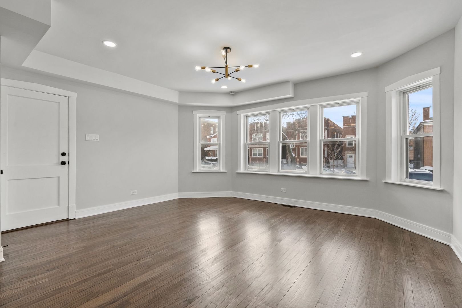 7811 S Honore Street