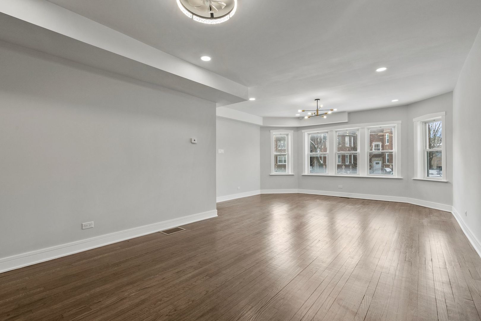 7811 S Honore Street