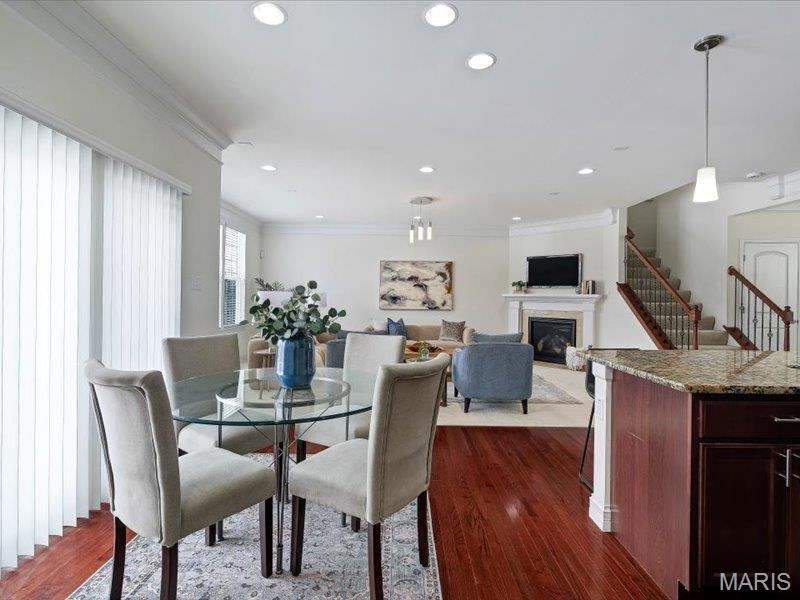 718 Savannah Crossing Way