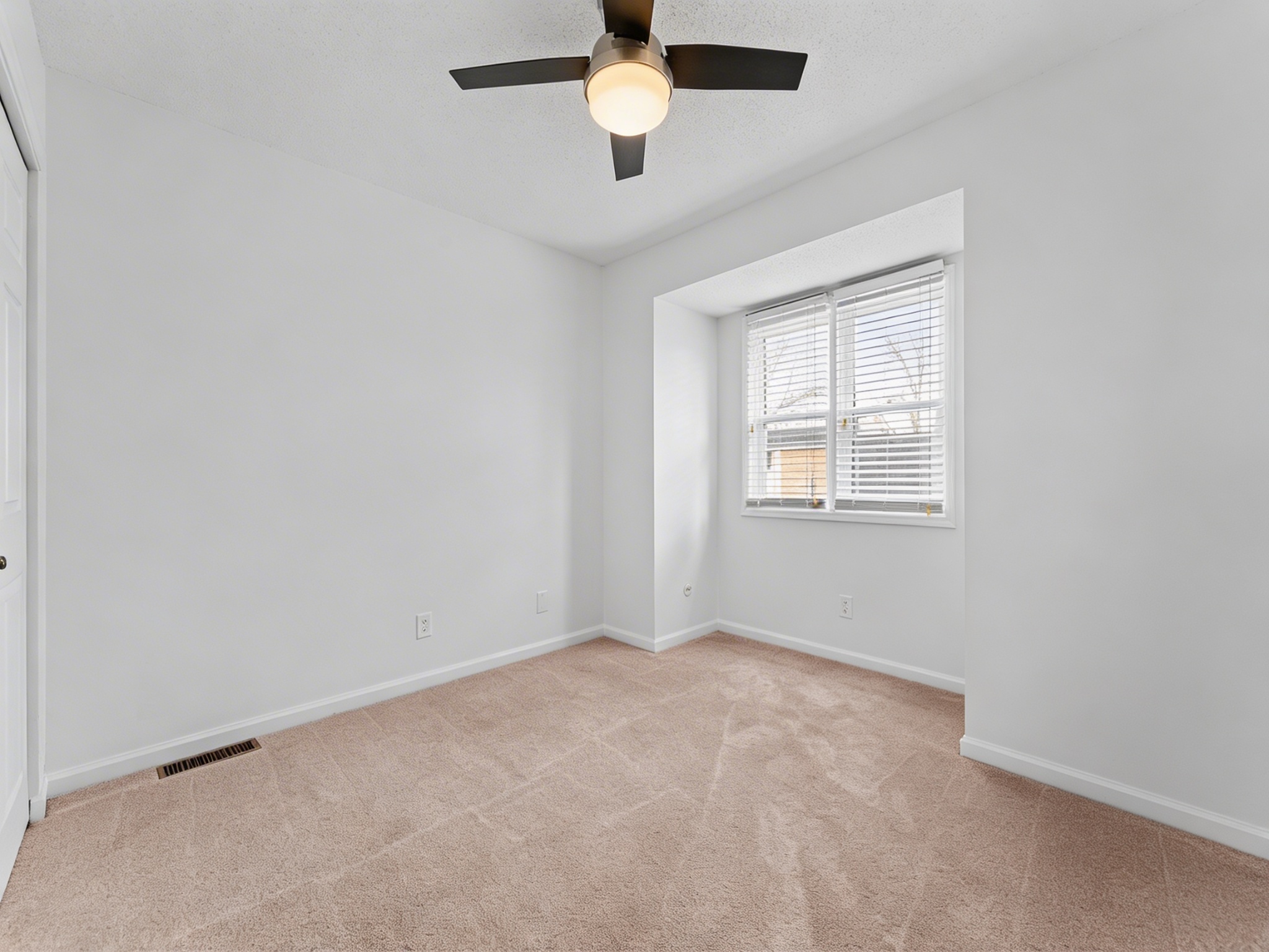 1105 Rue La Chelle Walk 
