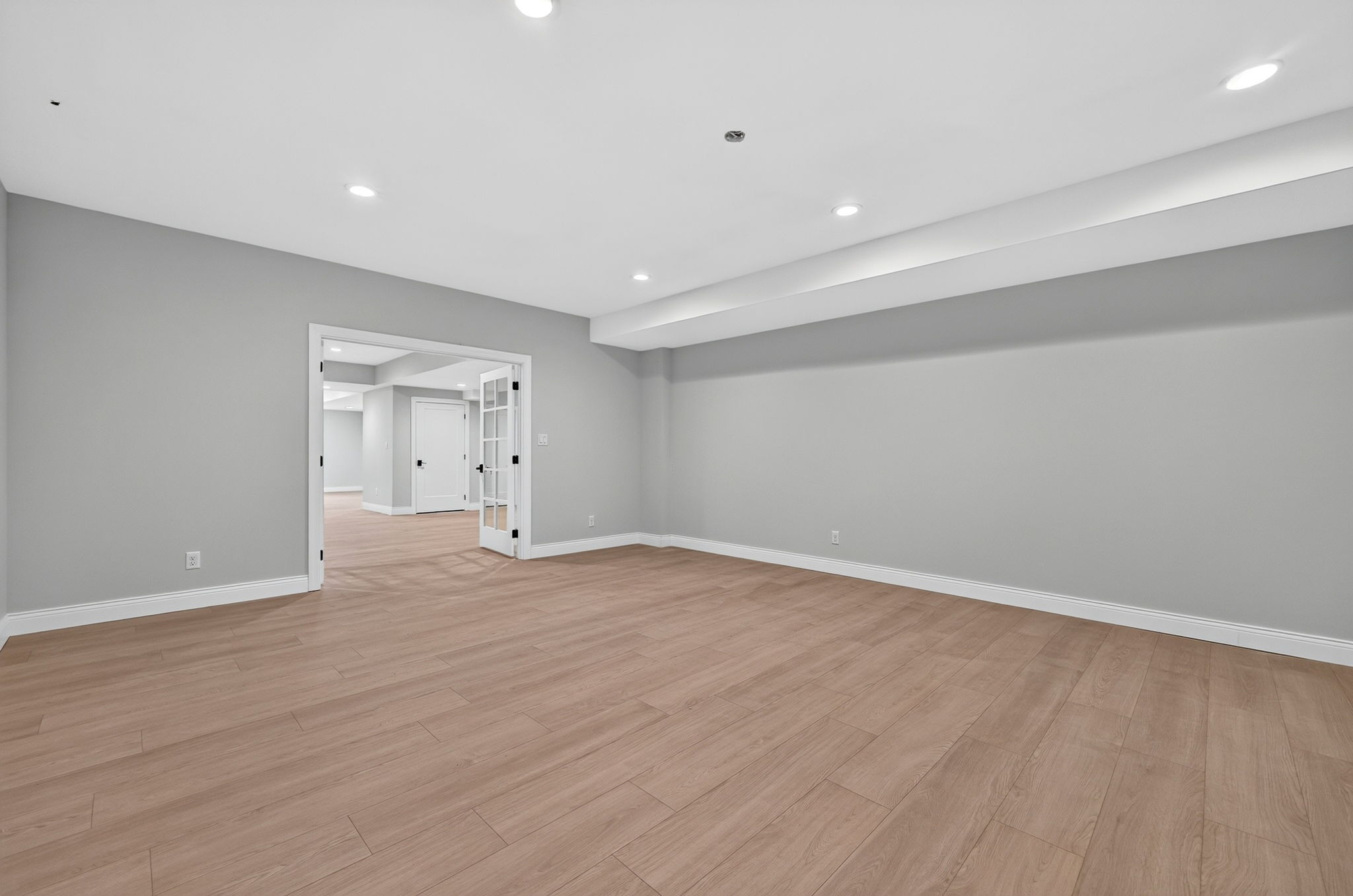 9 Bon Price Lane 