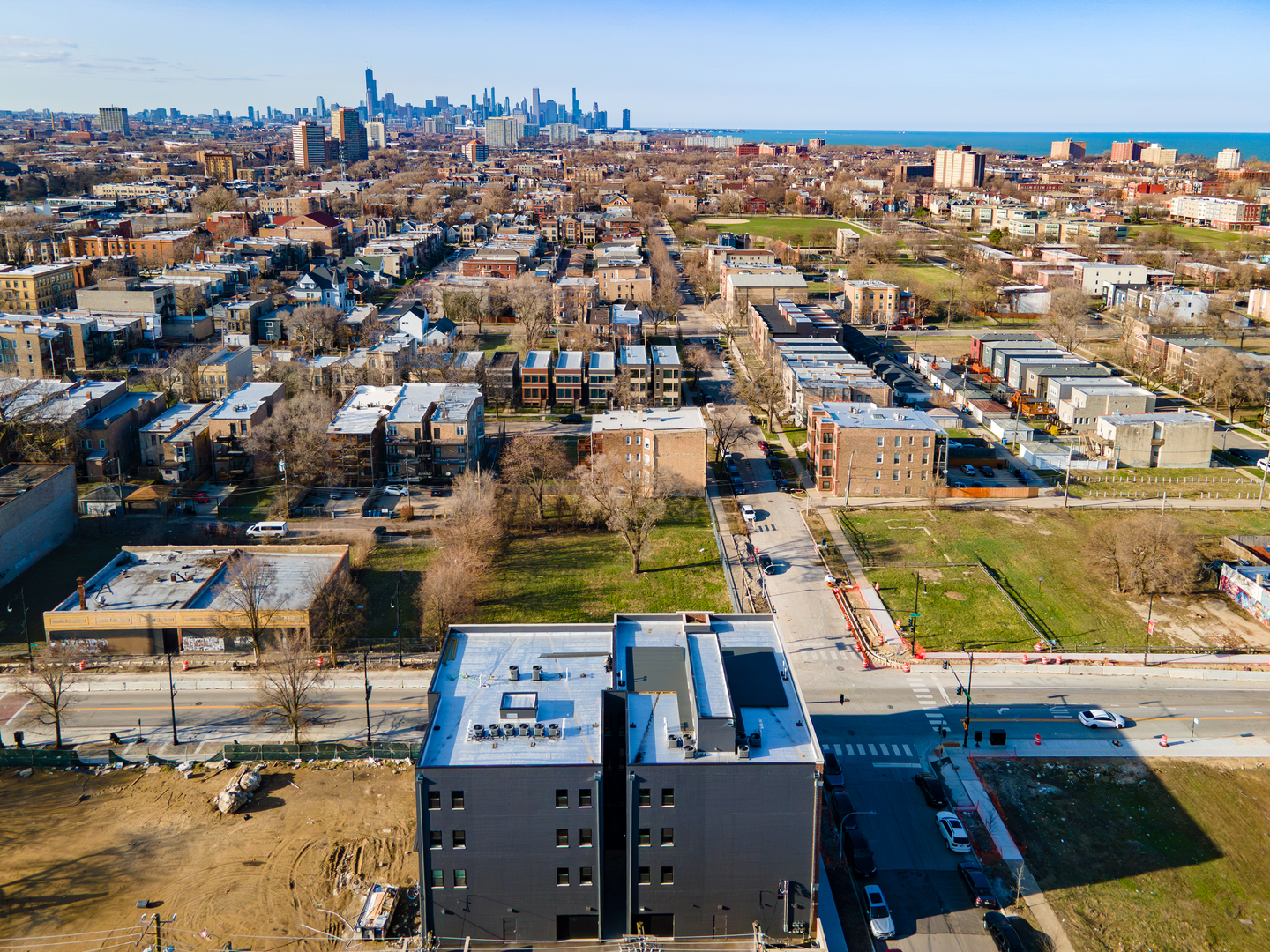 4704 S St Lawrence Avenue Unit: 3E