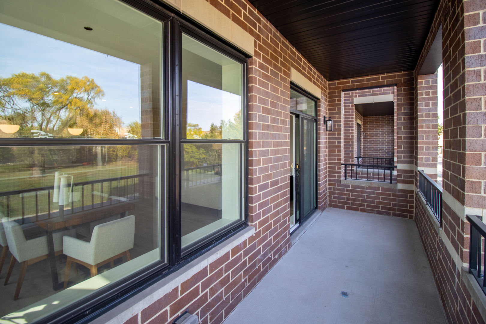 4704 S St Lawrence Avenue Unit: 3E