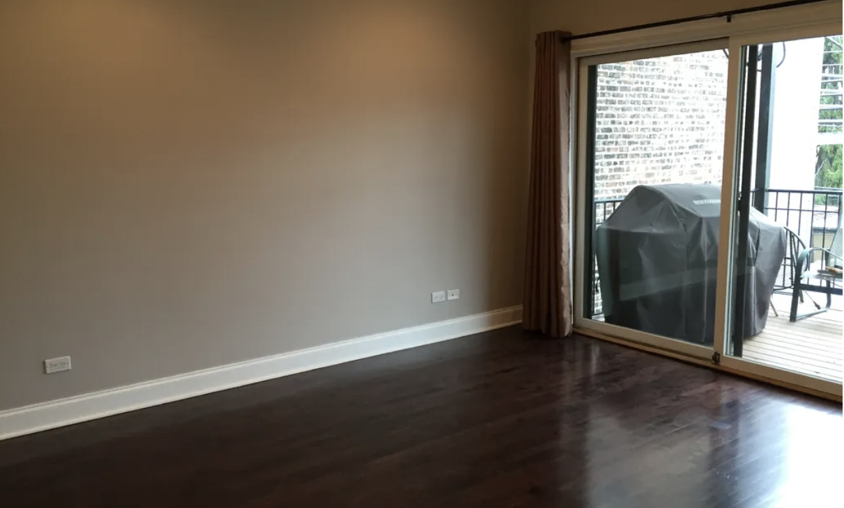 2430 W Iowa Street Unit: 2