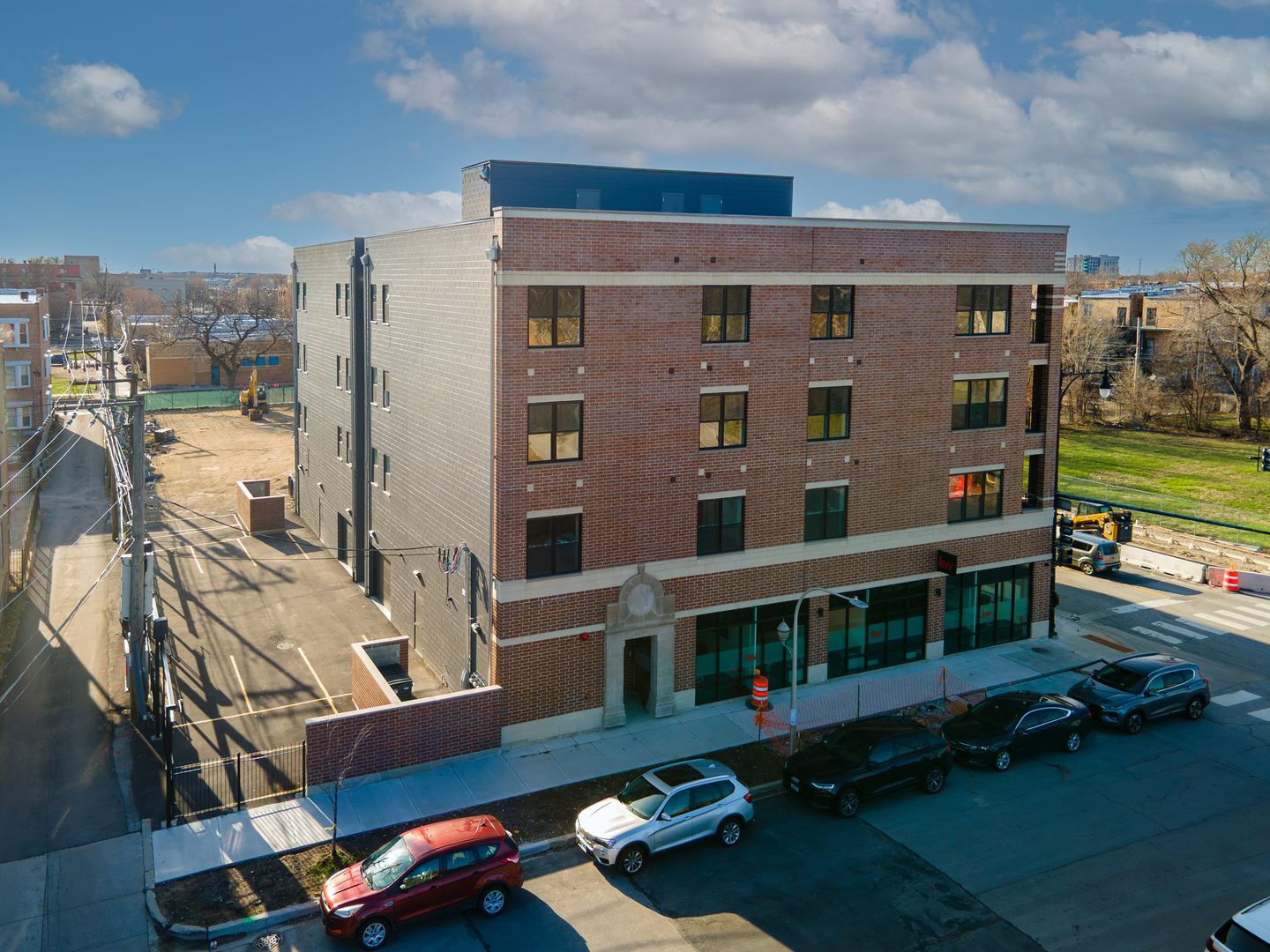 4706 S Saint Lawrence Avenue Unit: 2E