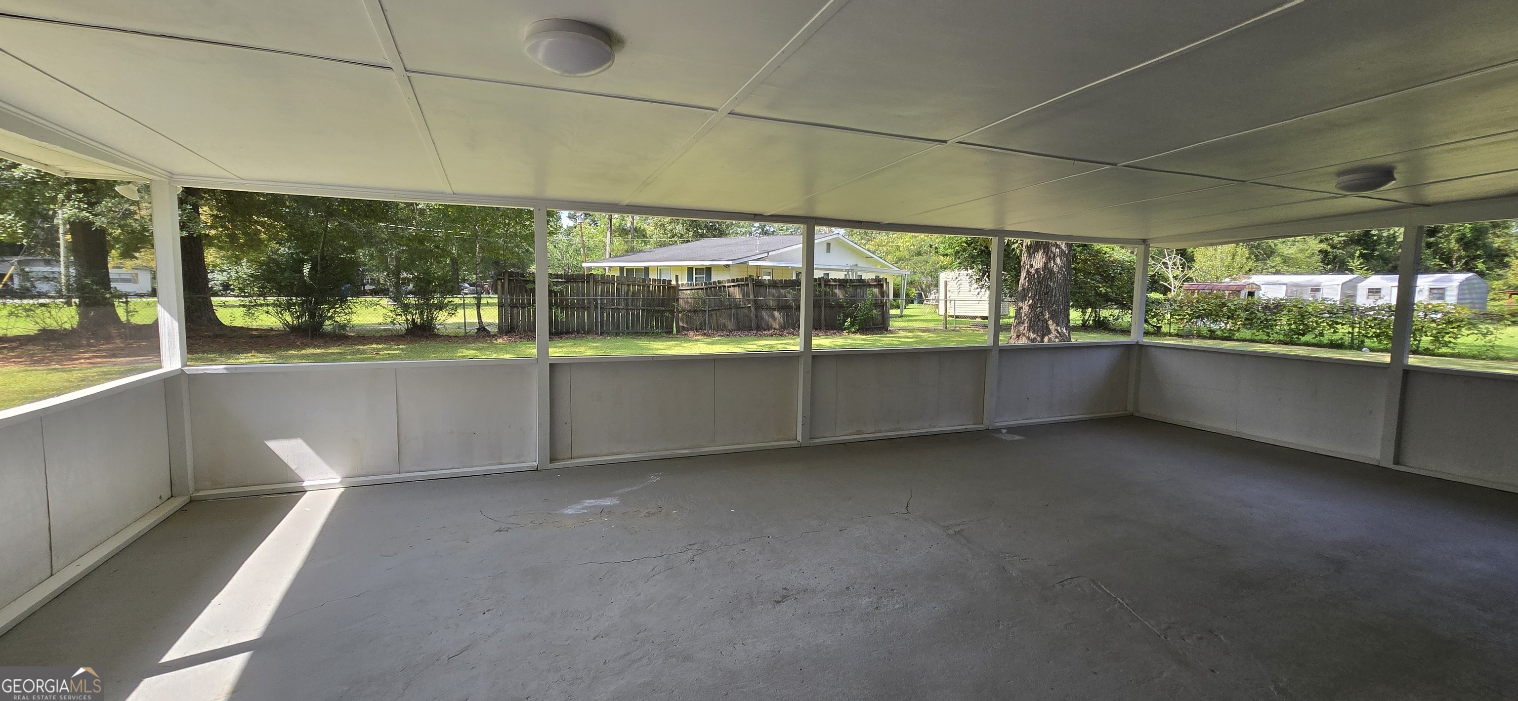 1400 Peach Street