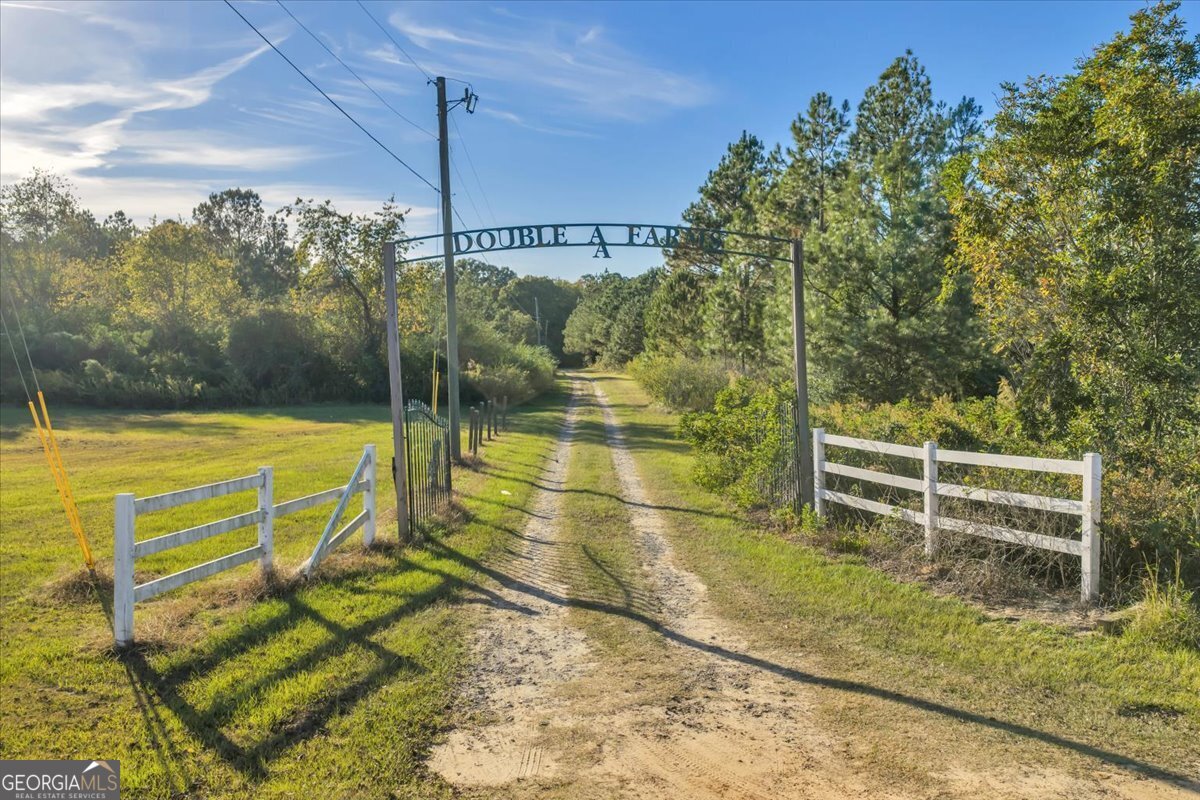 874 Mistletoe Road, Abbeville