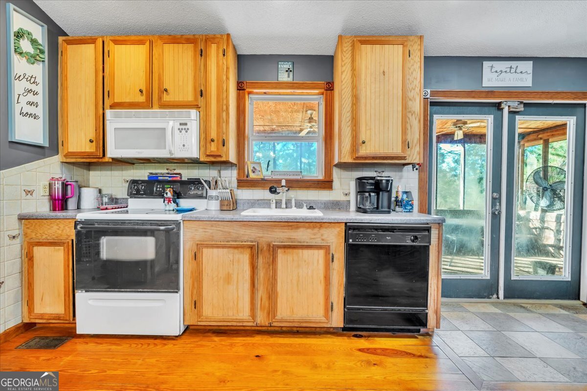 874 Mistletoe Road, Abbeville