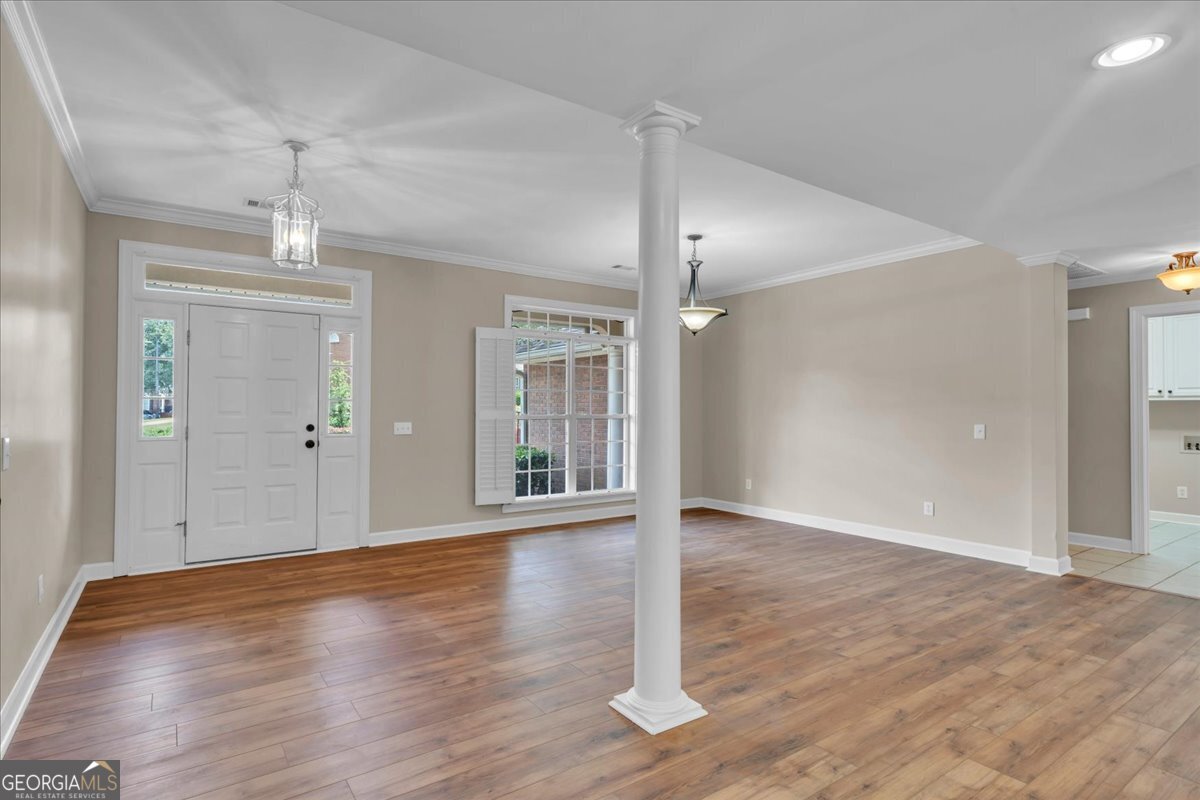 300 Oak Pointe Drive