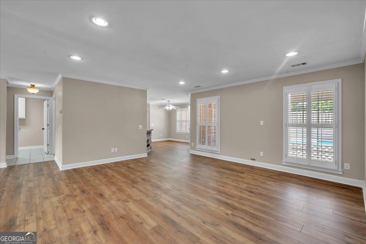 300 Oak Pointe Drive