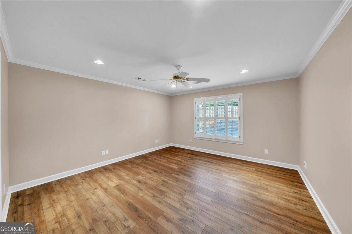 300 Oak Pointe Drive