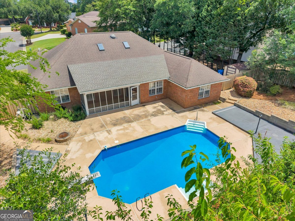 300 Oak Pointe Drive