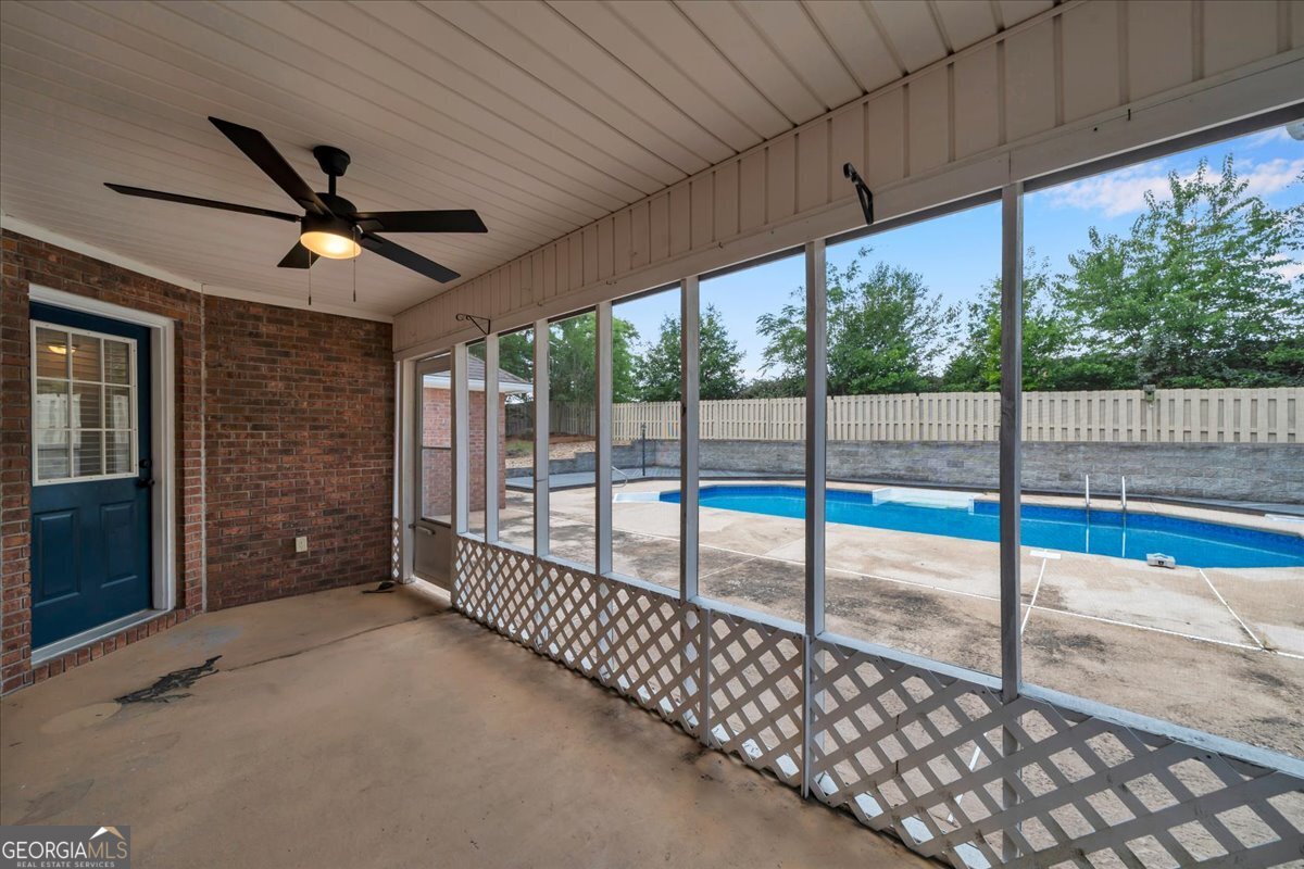 300 Oak Pointe Drive