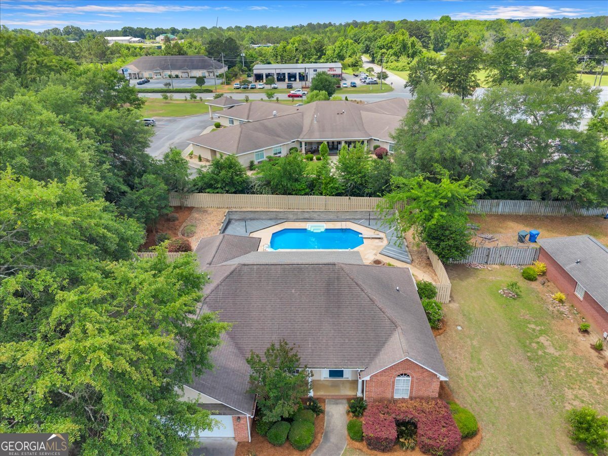 300 Oak Pointe Drive