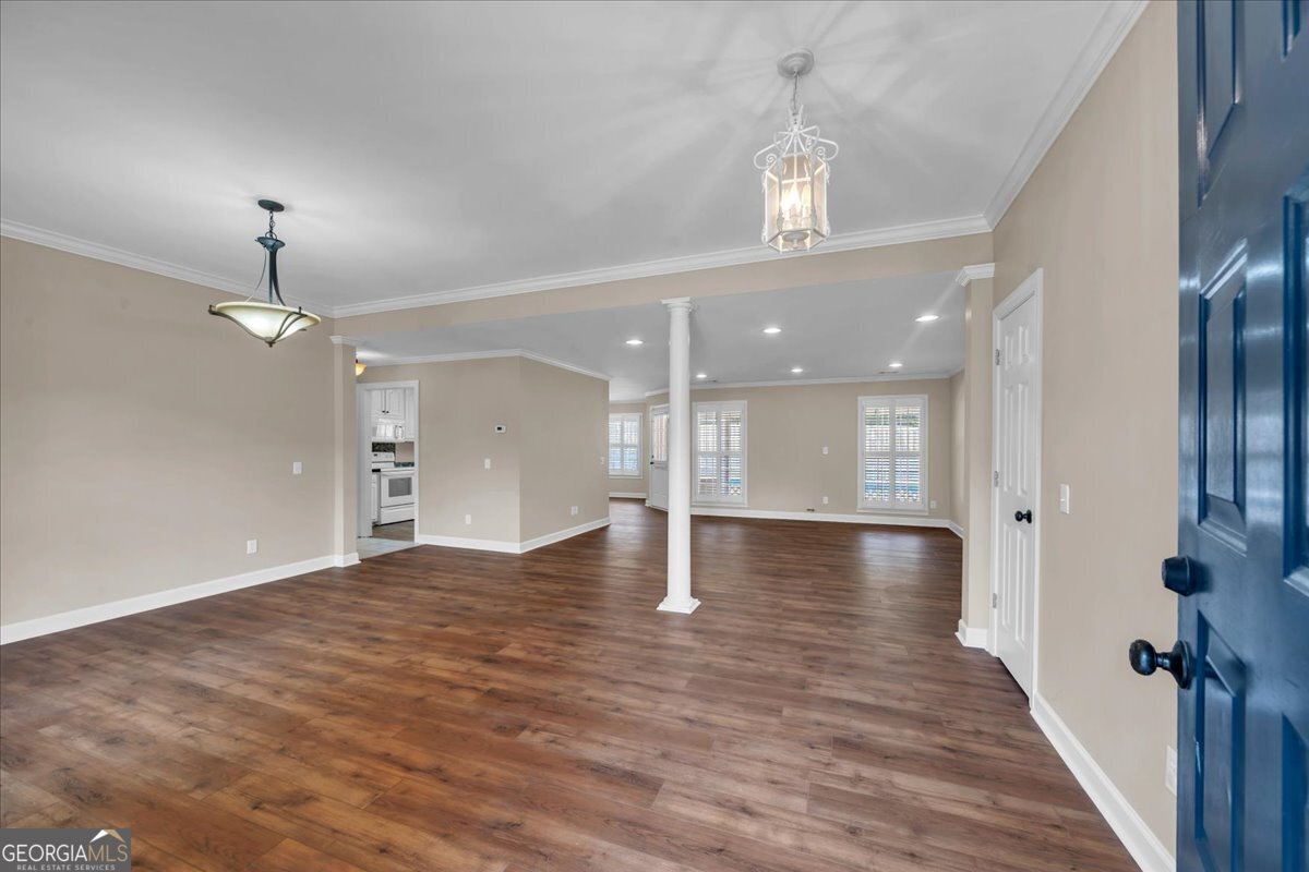 300 Oak Pointe Drive