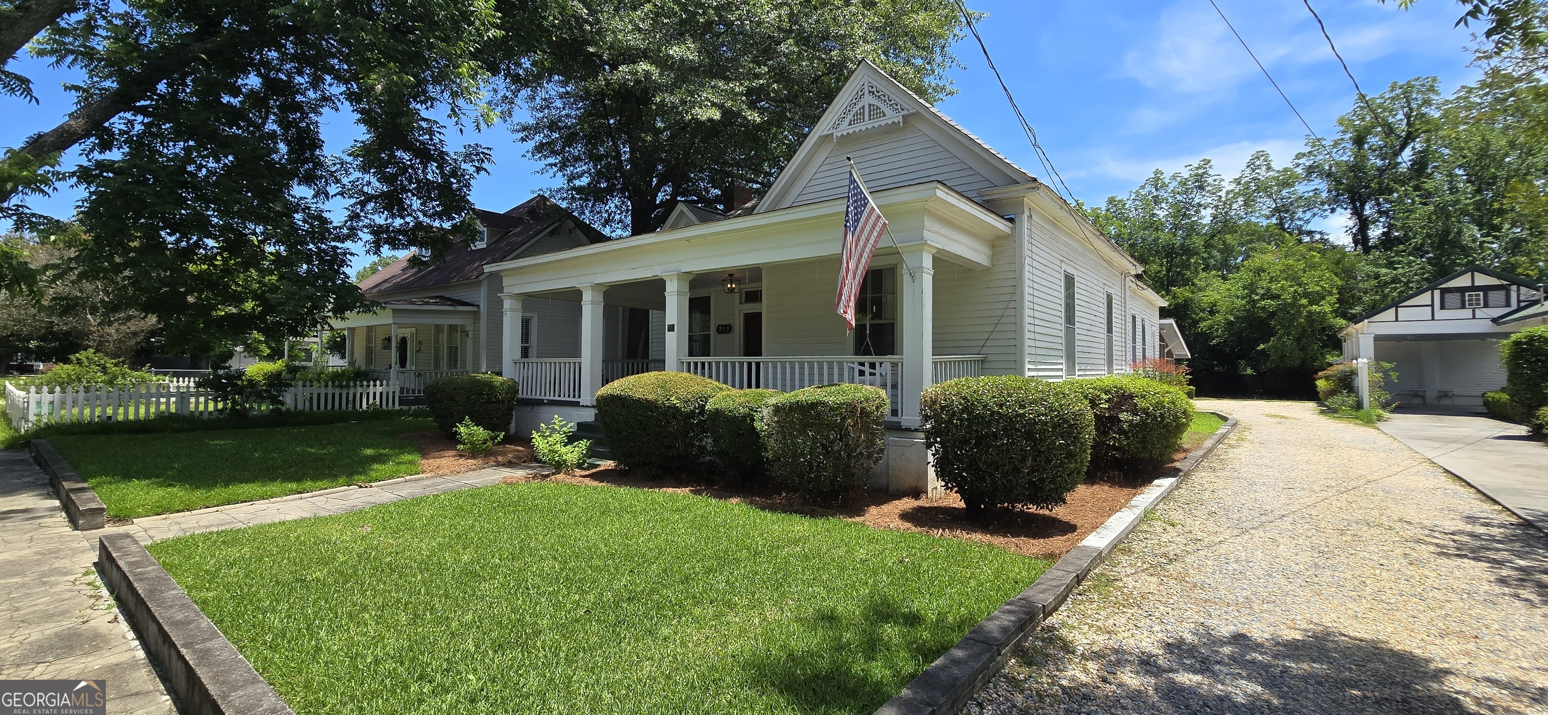 712 Stonewall Street