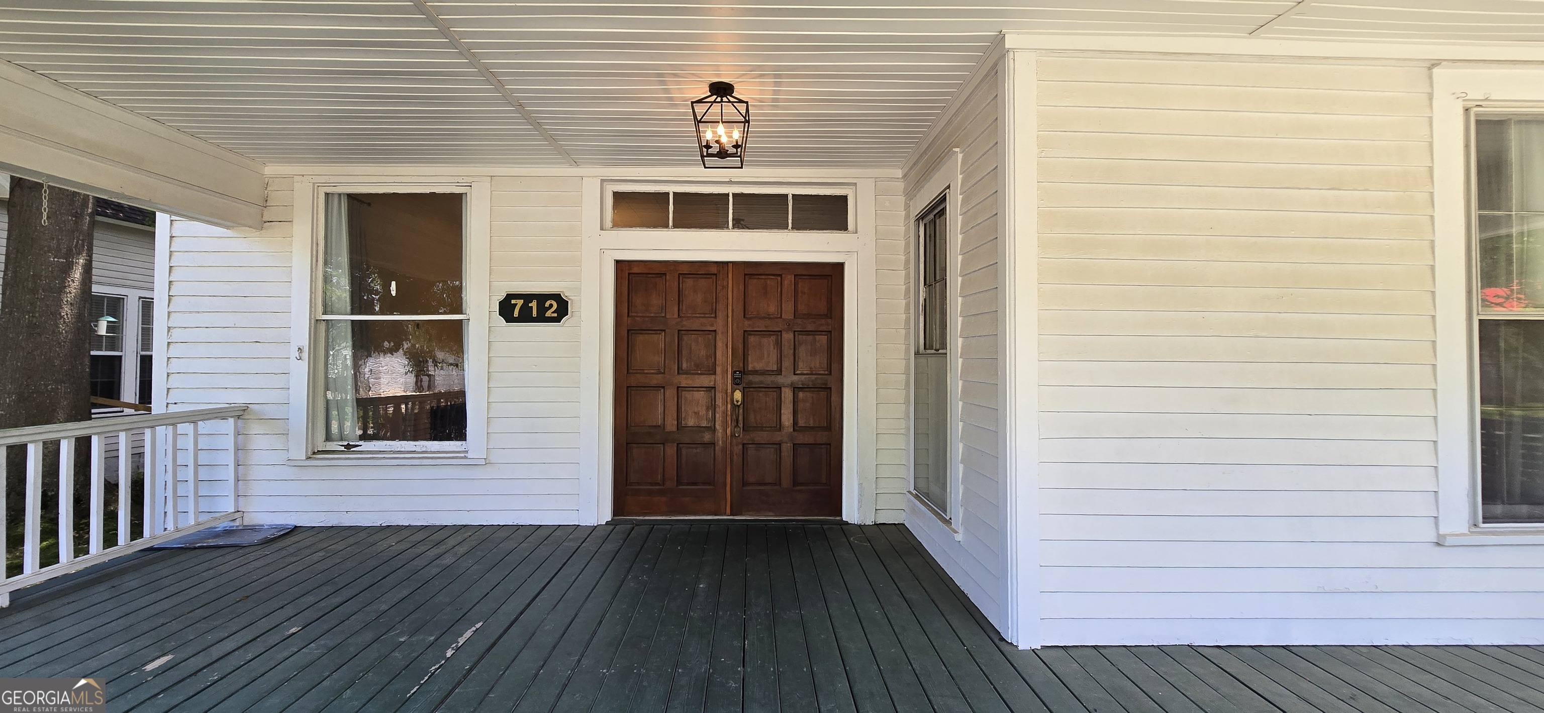 712 Stonewall Street