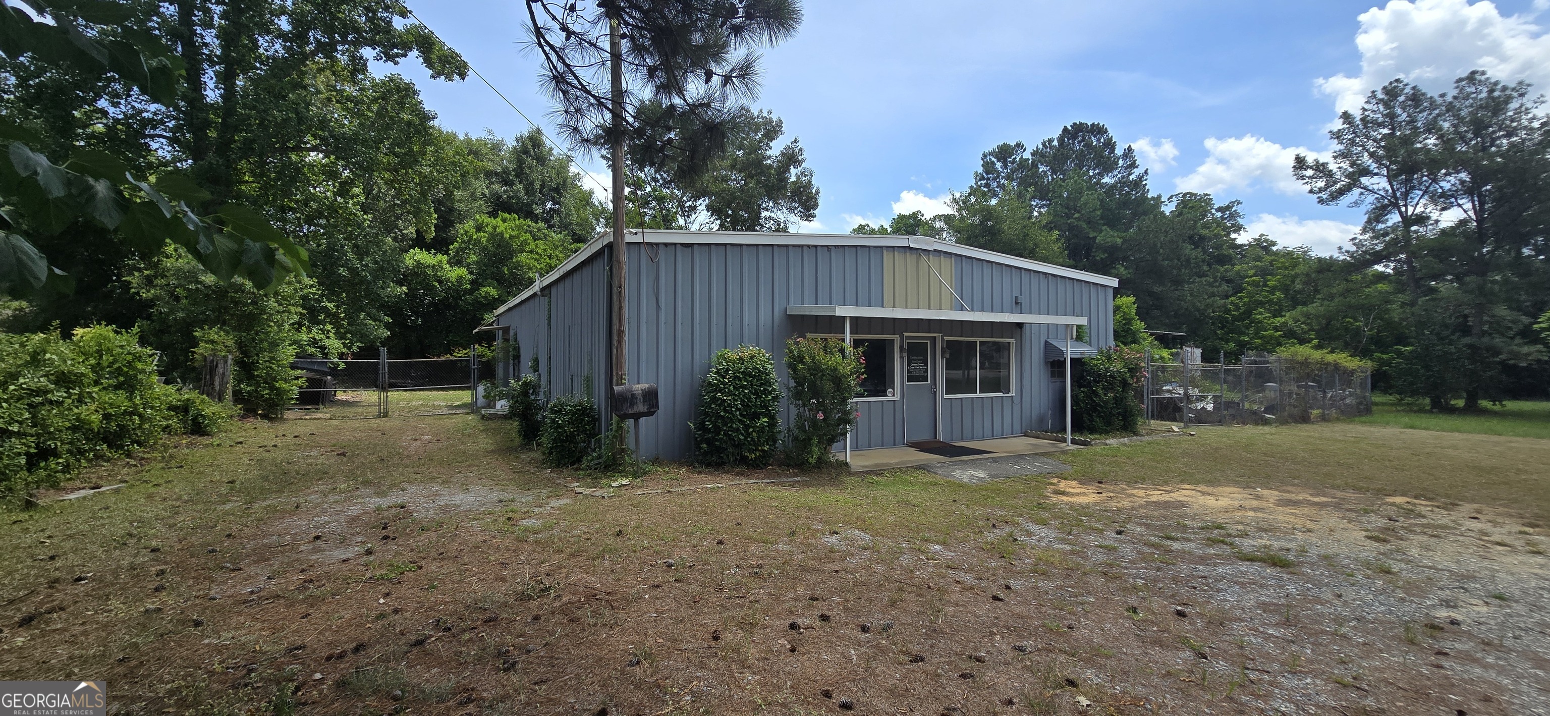 307 Saxon Street