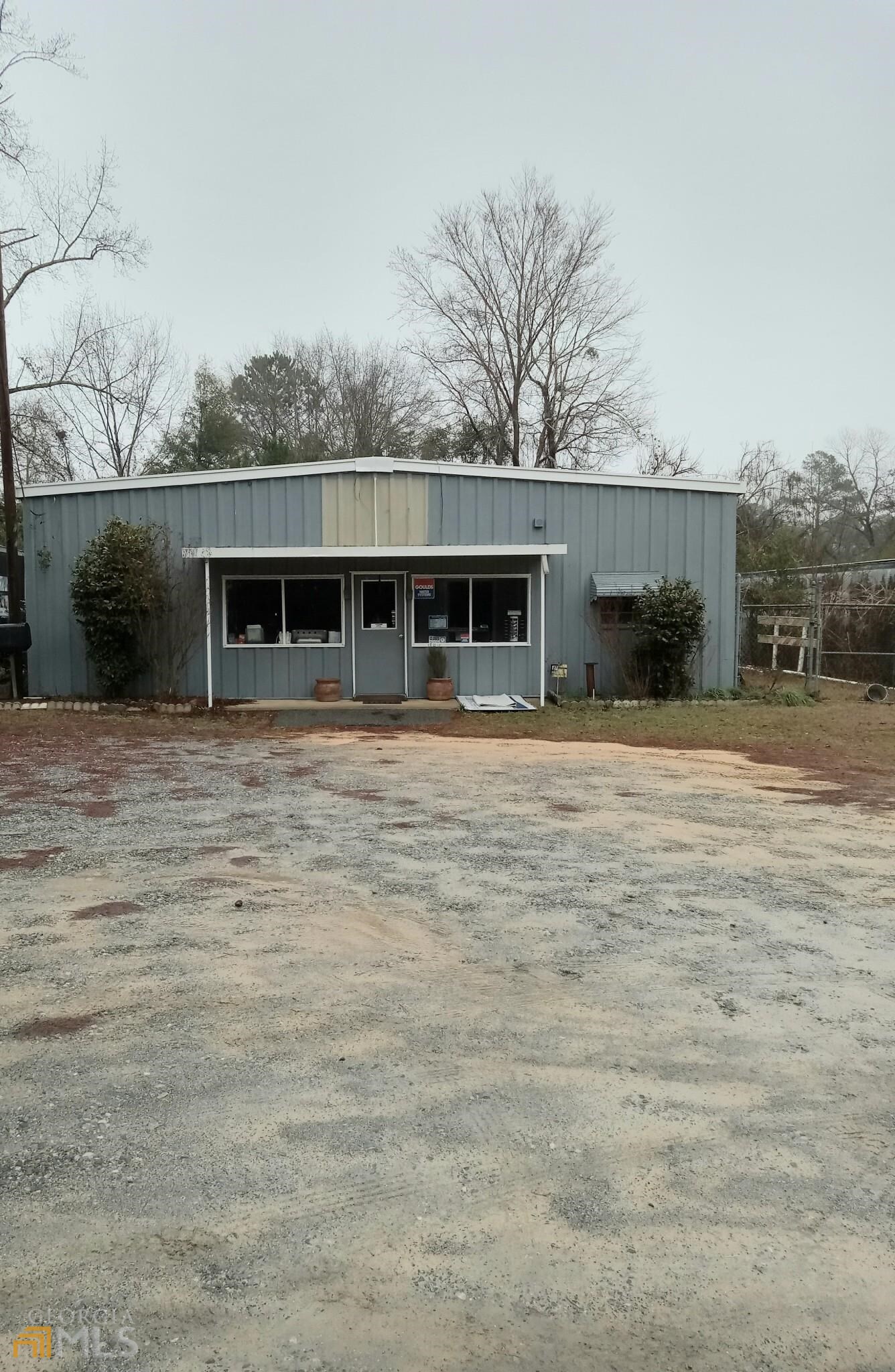 307 Saxon Street