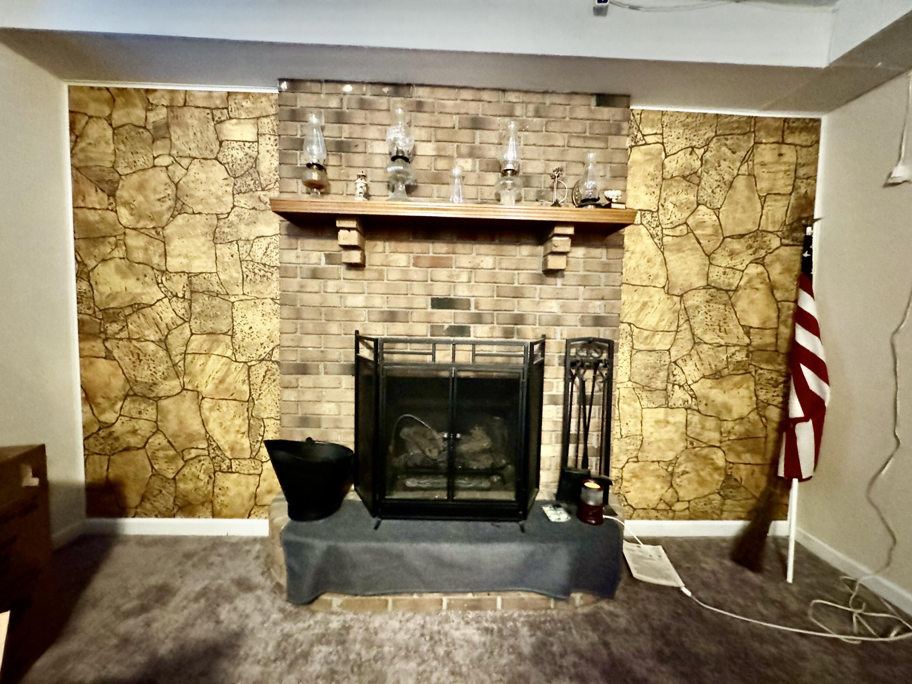 993 Cedar Trace Ln
