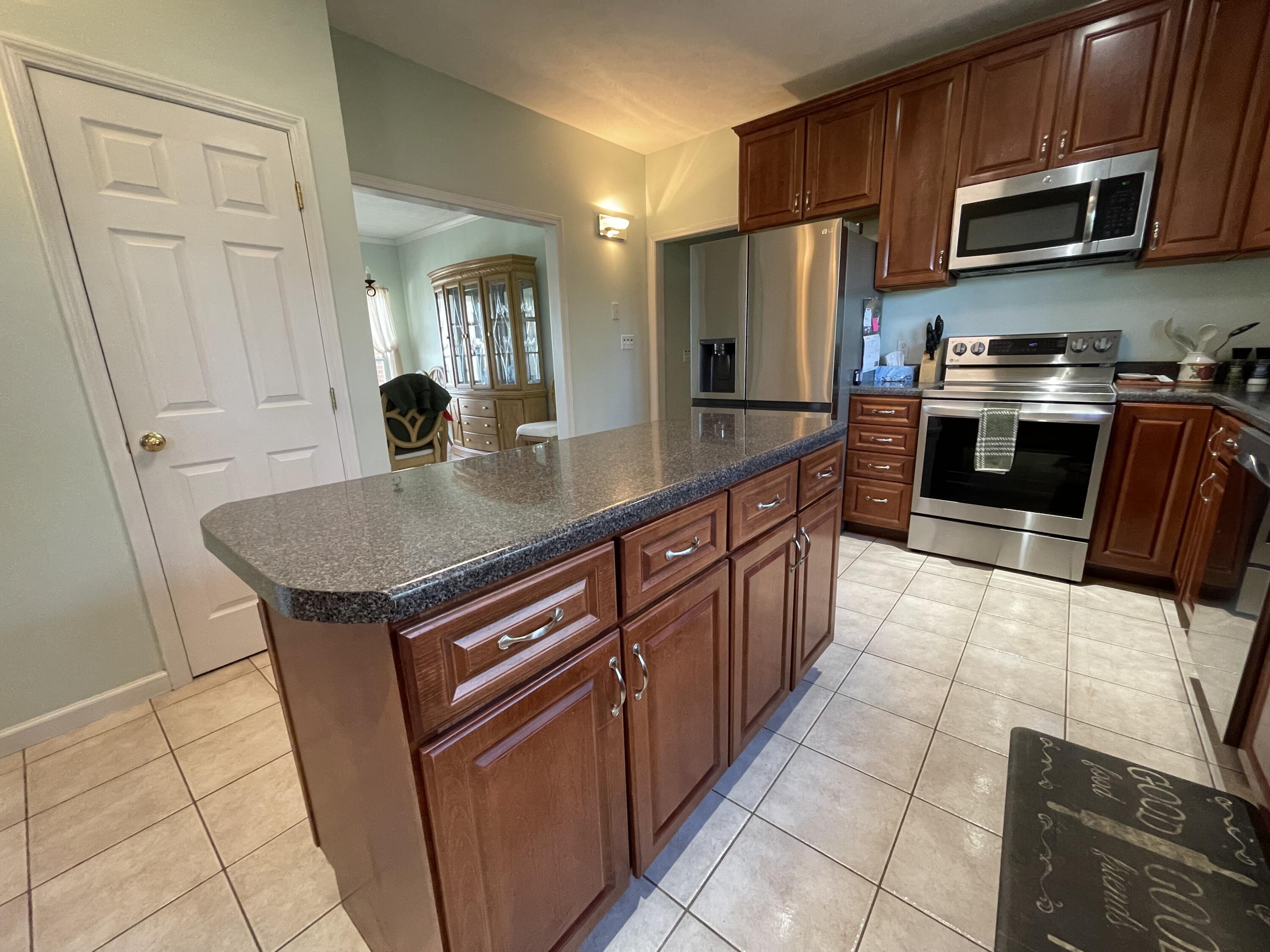 4807 Brookview Drive