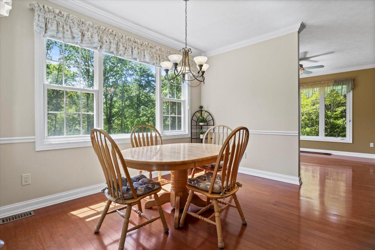 4018 Eagles Nest Dr Drive
