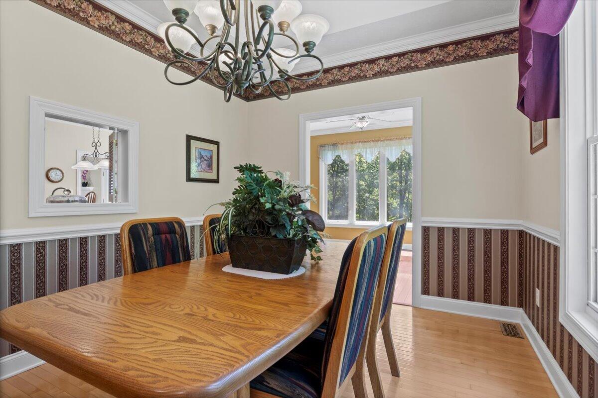 4018 Eagles Nest Dr Drive