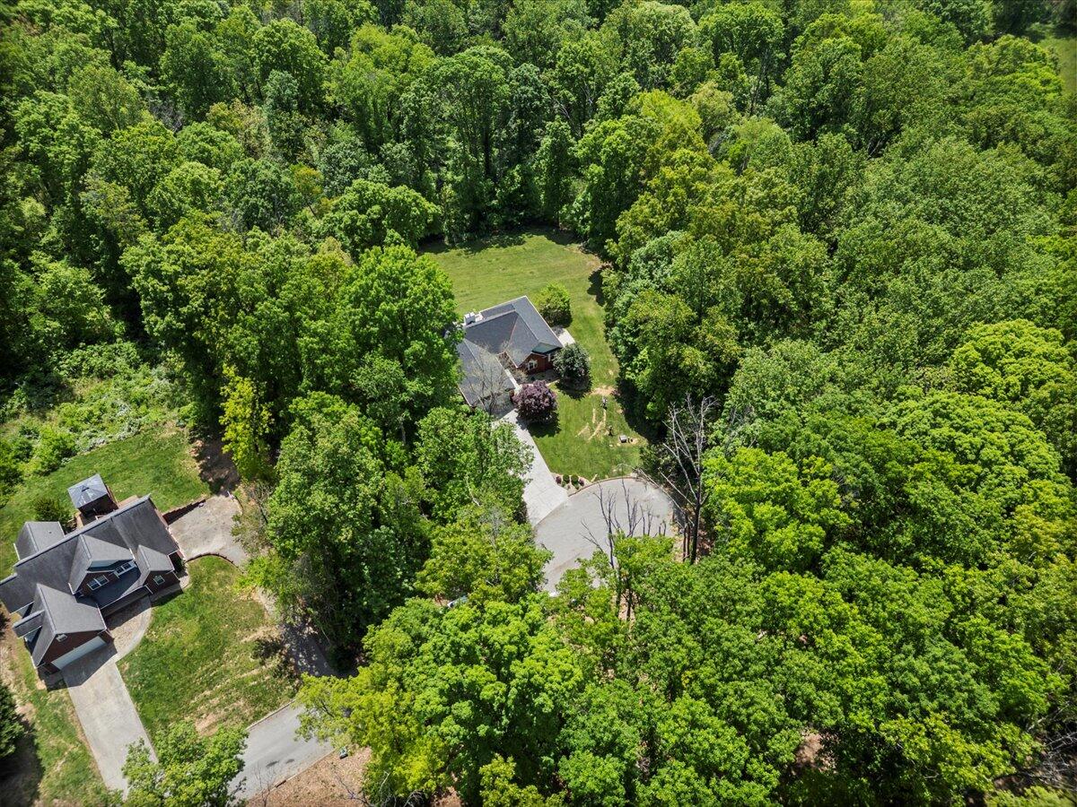 4018 Eagles Nest Dr Drive