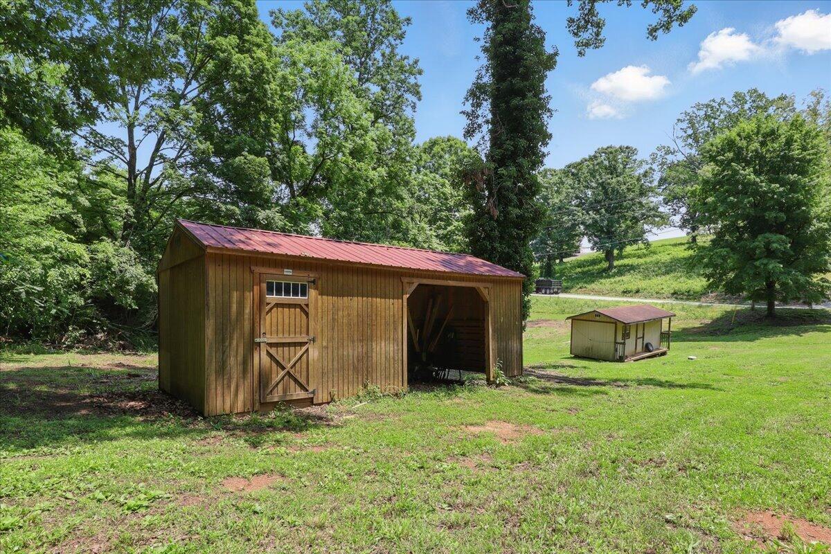1208 Groseclose Road
