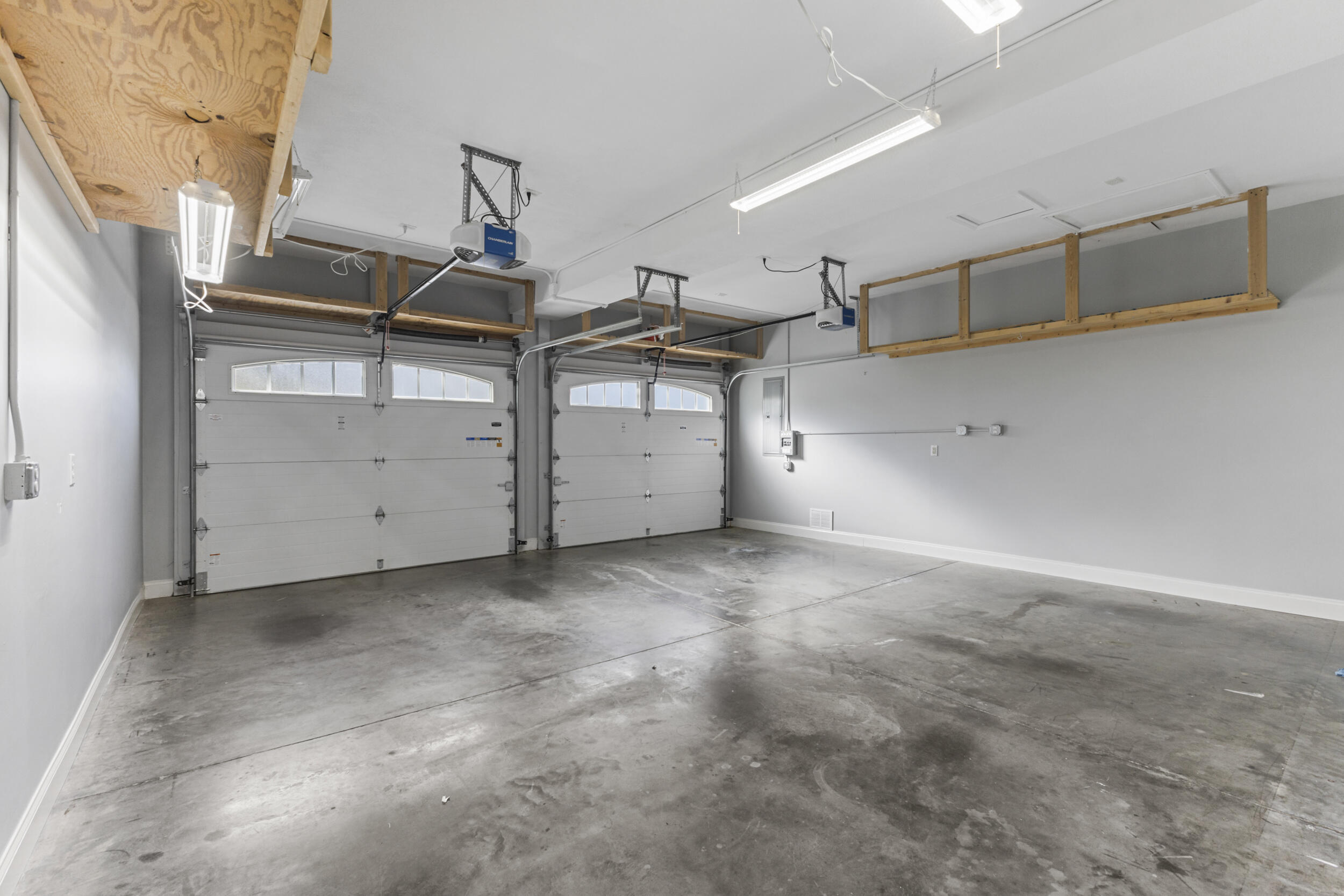 4720 Horseshoe Trail