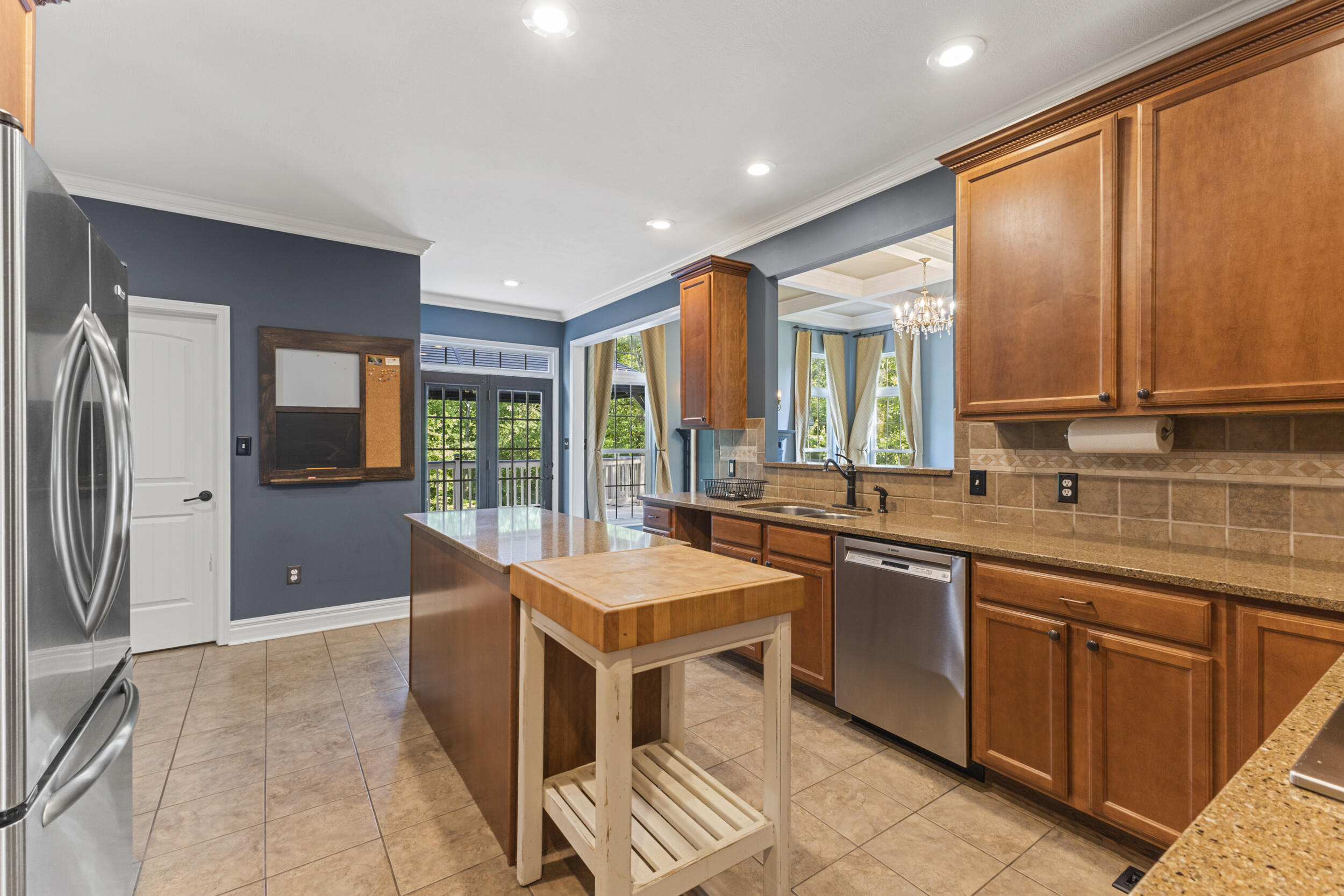 4720 Horseshoe Trail