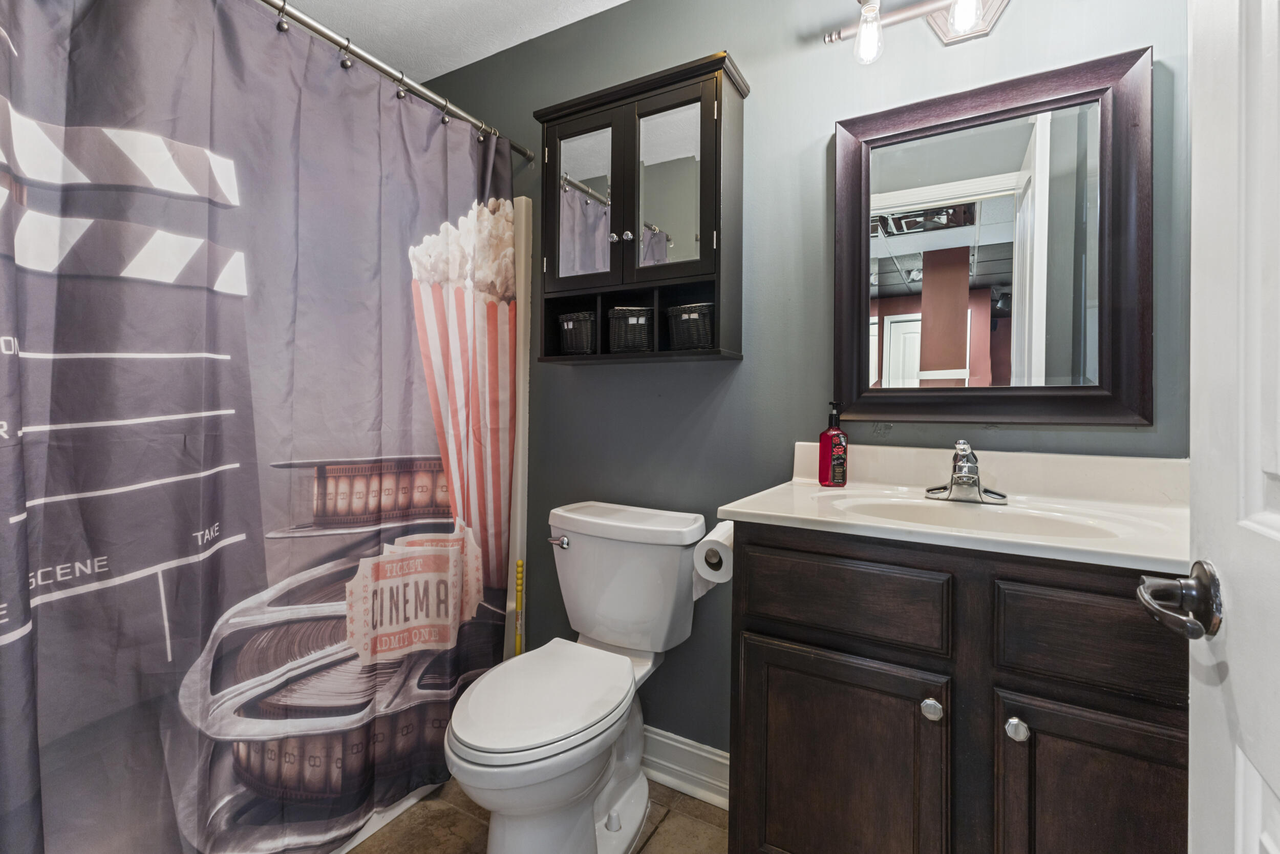 4720 Horseshoe Trail